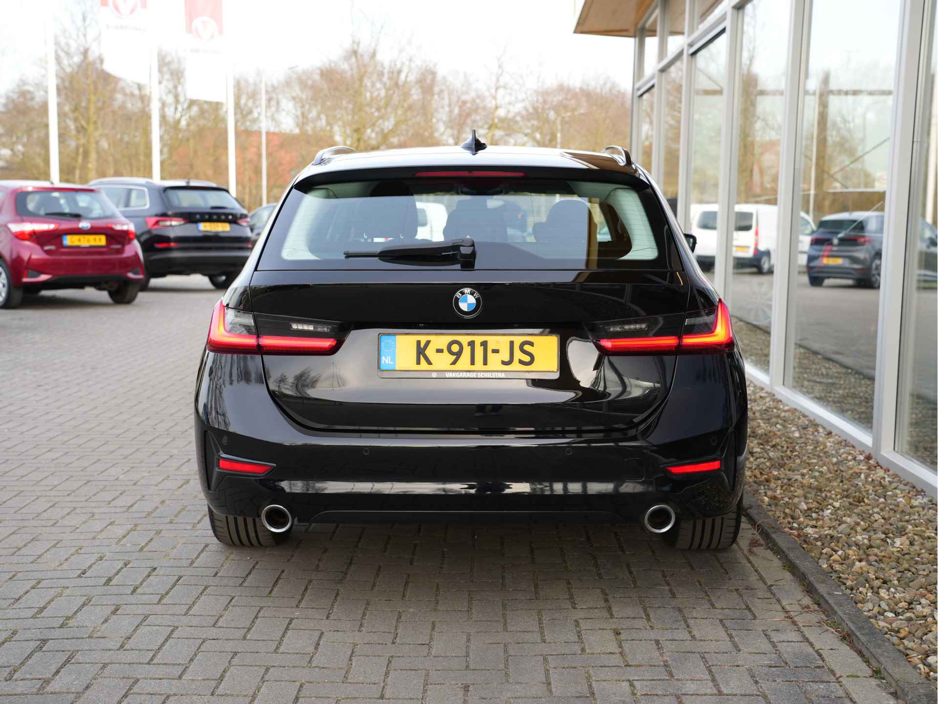 BMW 3 Serie Touring 318i Executive Edition | Adaptive Cruise | Navigatie | DAB | Virtual - 11/34