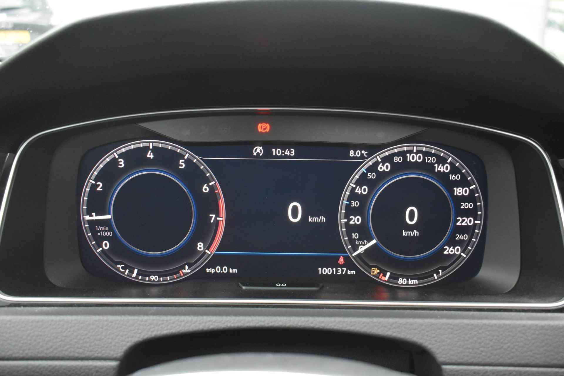 Volkswagen Golf 1.0 TSI Highline | Panorama Dak | Apple Carplay/Android Auto | Camera | Cruise & Climate Control | Bom Vol Opties - 17/32