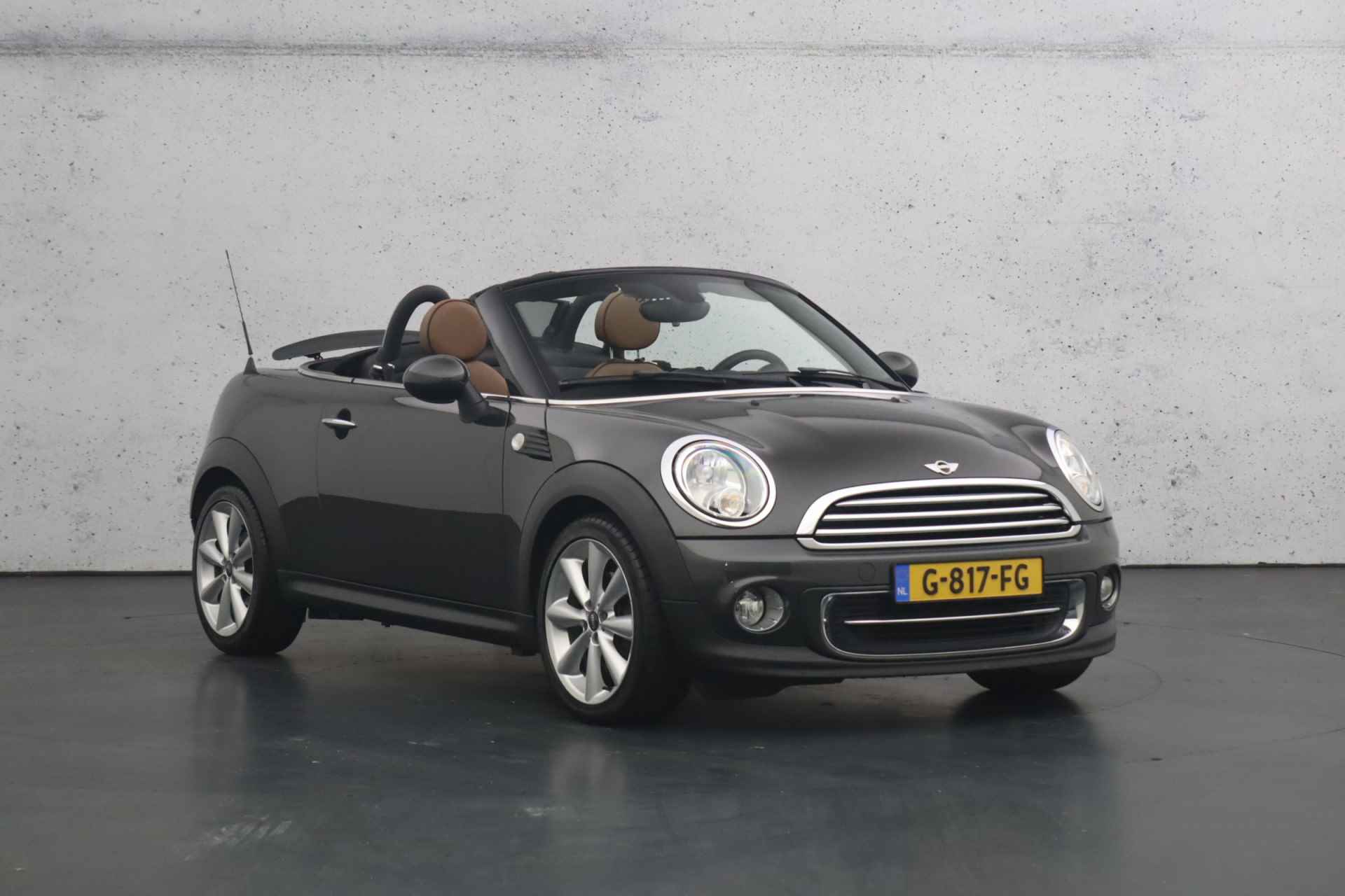 MINI Roadster 1.6 Cooper | Cabrio | Elektrisch bedienbare kap | Parkeersensoren | Verwarmde stoelen | Lederen bekleding - 9/23