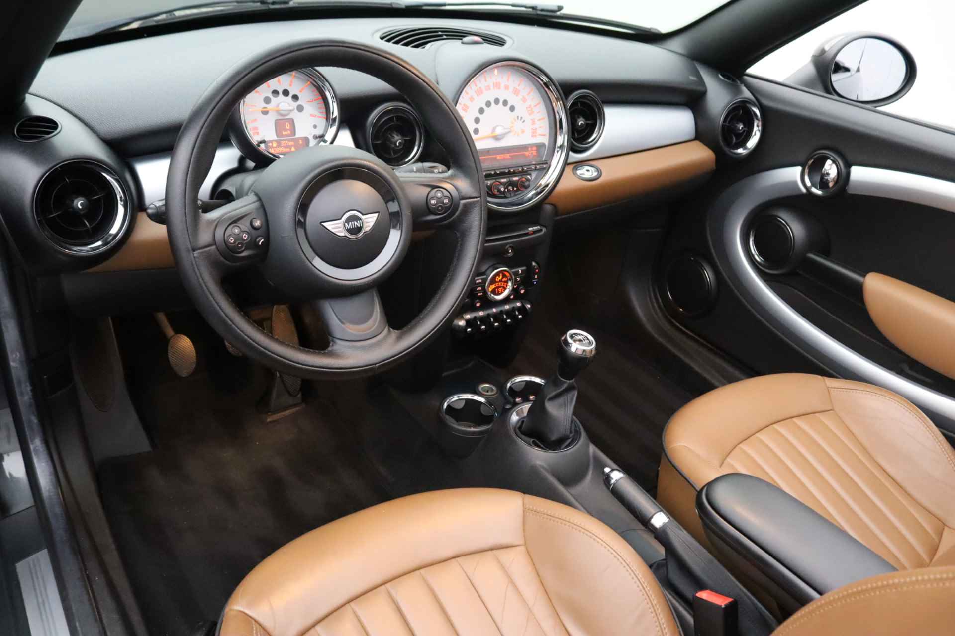 MINI Roadster 1.6 Cooper | Cabrio | Elektrisch bedienbare kap | Parkeersensoren | Verwarmde stoelen | Lederen bekleding - 11/23