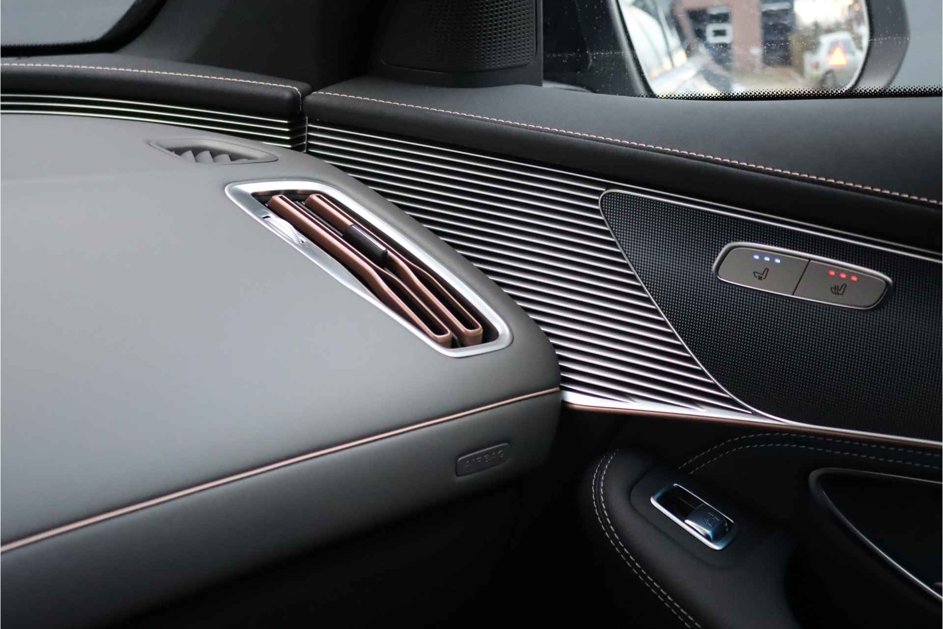 Mercedes-Benz EQC 400 4-MATIC Business Solution 80 kWh, 49.000,- Ex BTW, Schuifdak, Distronic+, Massage, Leder, Keyless Go, Stoelverwarming-/ventilatie, Camera, Voorklimatisering, AIR-Balance, Etc. - 11/45