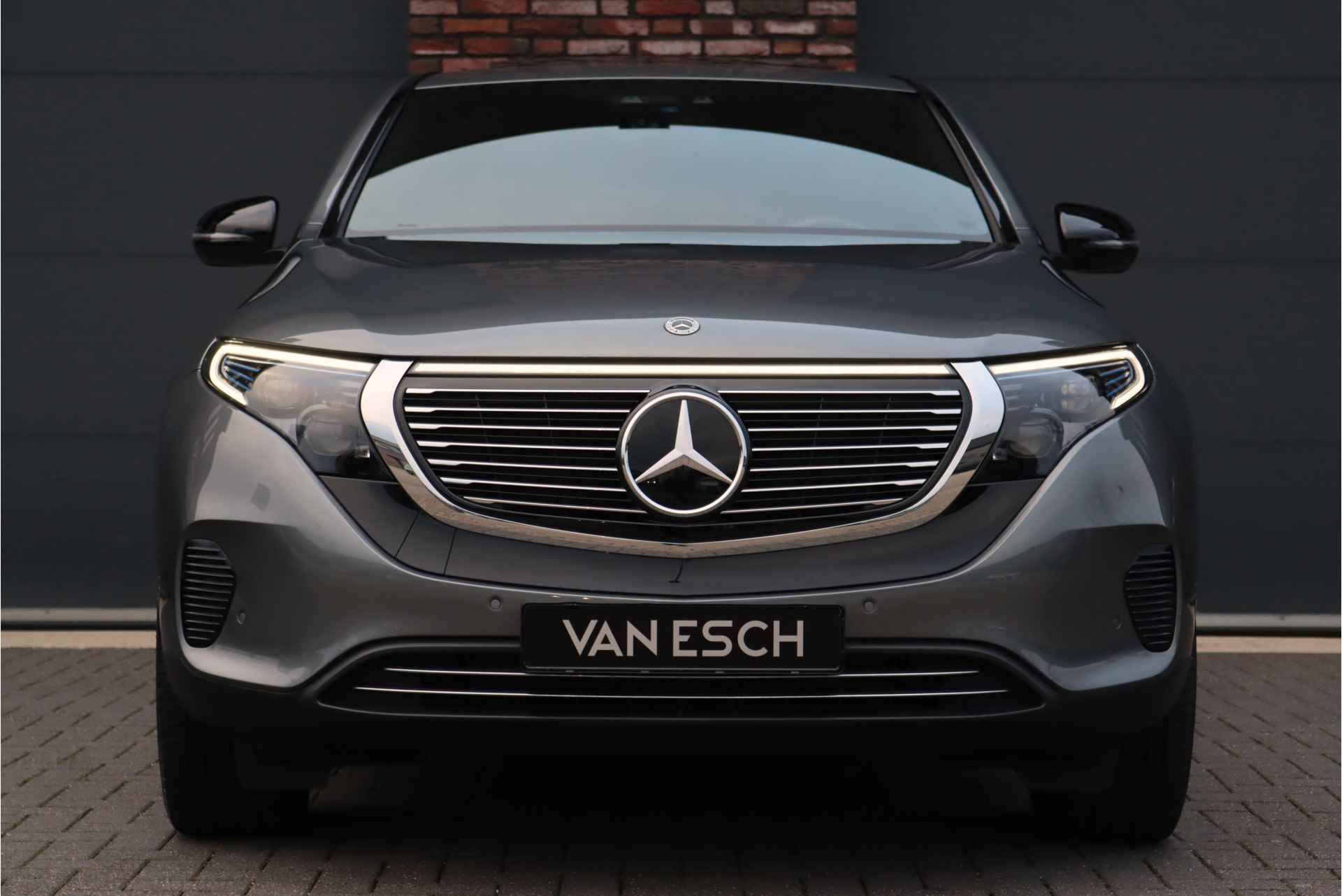 Mercedes-Benz EQC 400 4-MATIC Business Solution 80 kWh, 49.000,- Ex BTW, Schuifdak, Distronic+, Massage, Leder, Keyless Go, Stoelverwarming-/ventilatie, Camera, Voorklimatisering, AIR-Balance, Etc. - 14/45