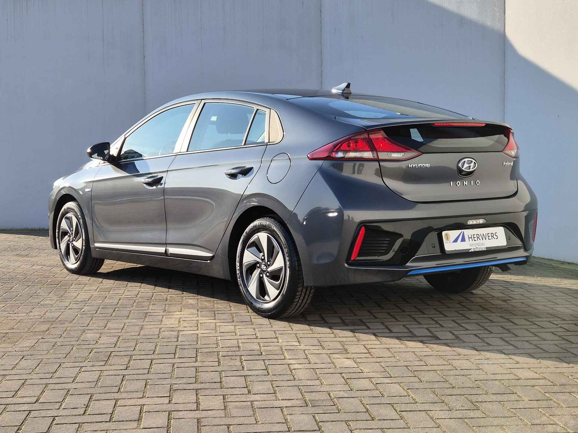 Hyundai IONIQ 1.6 GDi i-Motion / Dealer onderhouden / Climate control / Adaptief cruise control / Achteruitrijcamera / Lichtmetalen wielen 15“ / Automaat / - 20/46