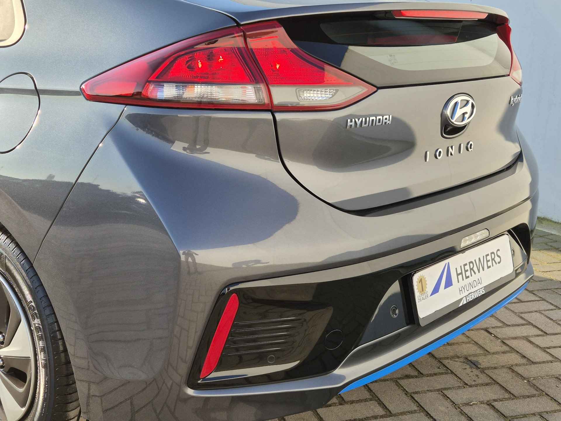 Hyundai IONIQ 1.6 GDi i-Motion / Dealer onderhouden / Climate control / Adaptief cruise control / Achteruitrijcamera / Lichtmetalen wielen 15“ / Automaat / - 26/46