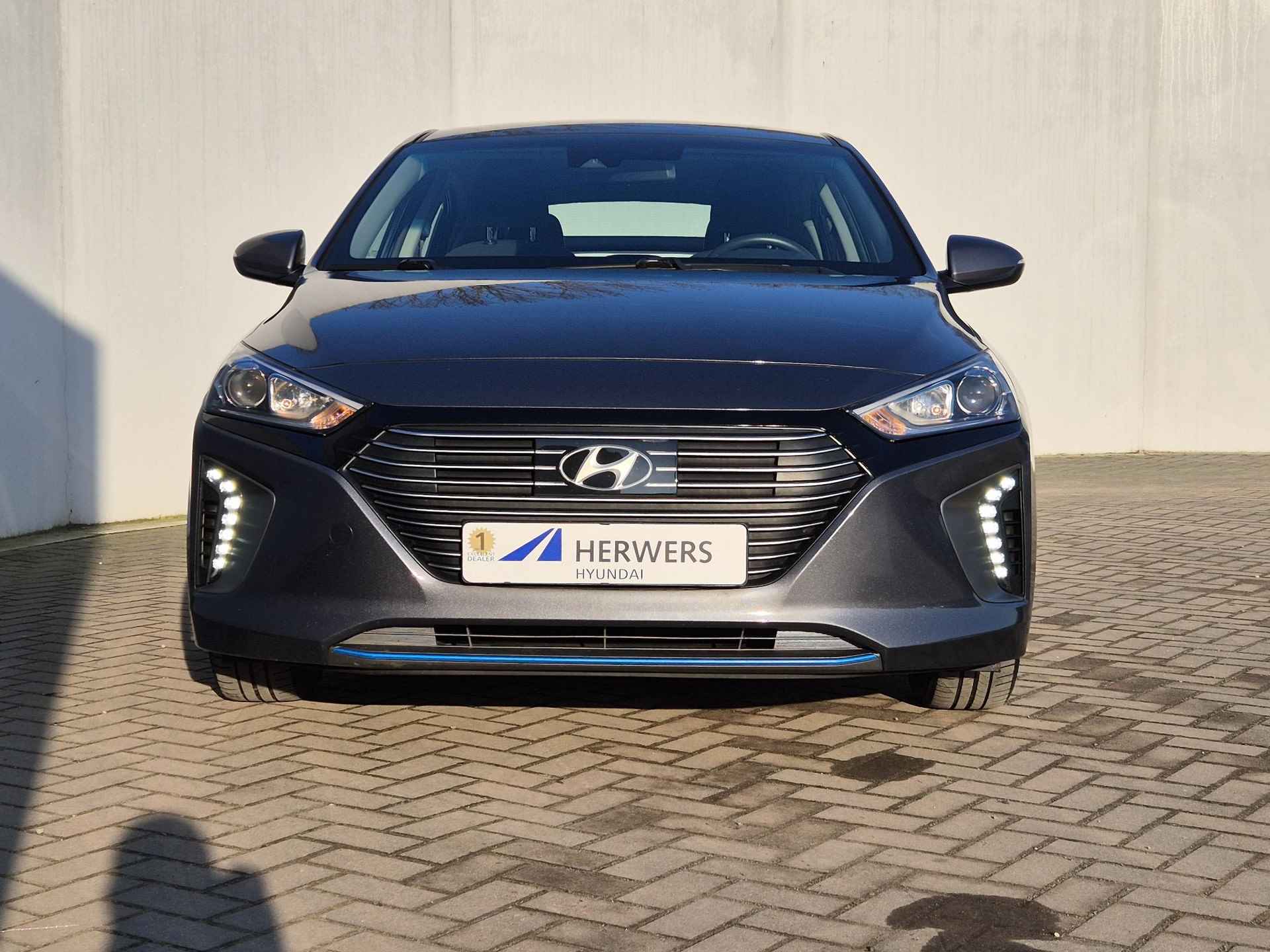 Hyundai IONIQ 1.6 GDi i-Motion / Dealer onderhouden / Climate control / Adaptief cruise control / Achteruitrijcamera / Lichtmetalen wielen 15“ / Automaat / - 41/46