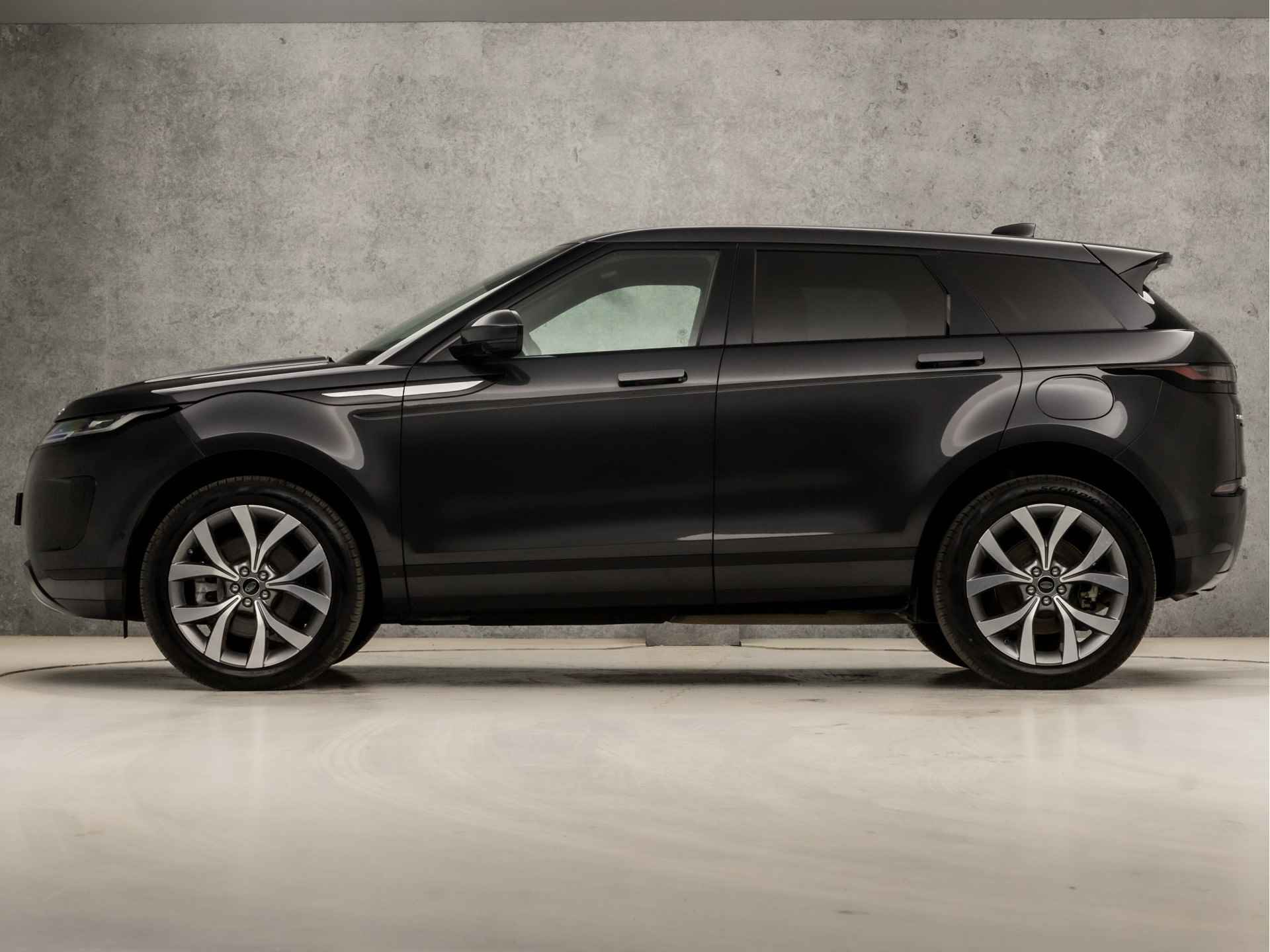 Land Rover Range Rover Evoque 1.5 P300e AWD 309Pk Automaat (APPLE CARPLAY, GROOT NAVI, MEMORY SEATS, CAMERA, GETINT GLAS, ZWART HEMEL, ELEK ACHTERKLEP, NIEUWSTAAT) - 2/42