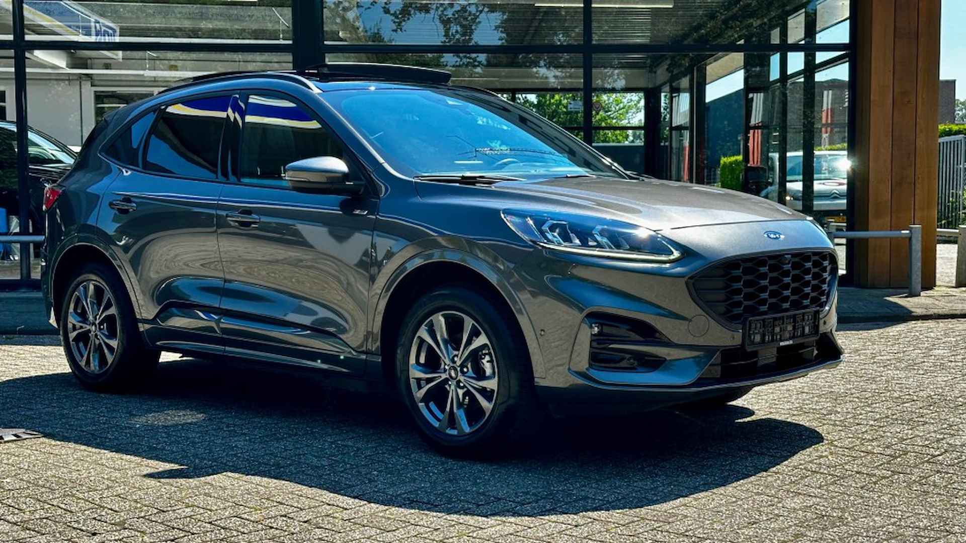 FORD Kuga 2.5 PHEV ST-LINE X / Panorama+Driver+Techno+Winter pack - 7/29