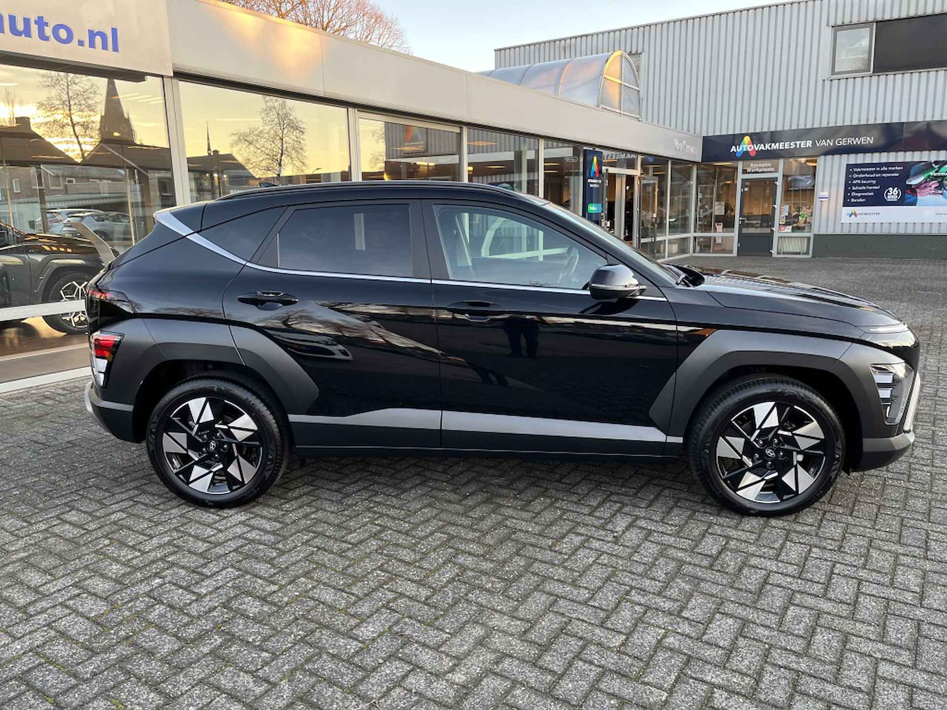 Hyundai Kona 1.6 GDI HEV Comf Smart | Apple carplay | Navi | Camera - 2/23