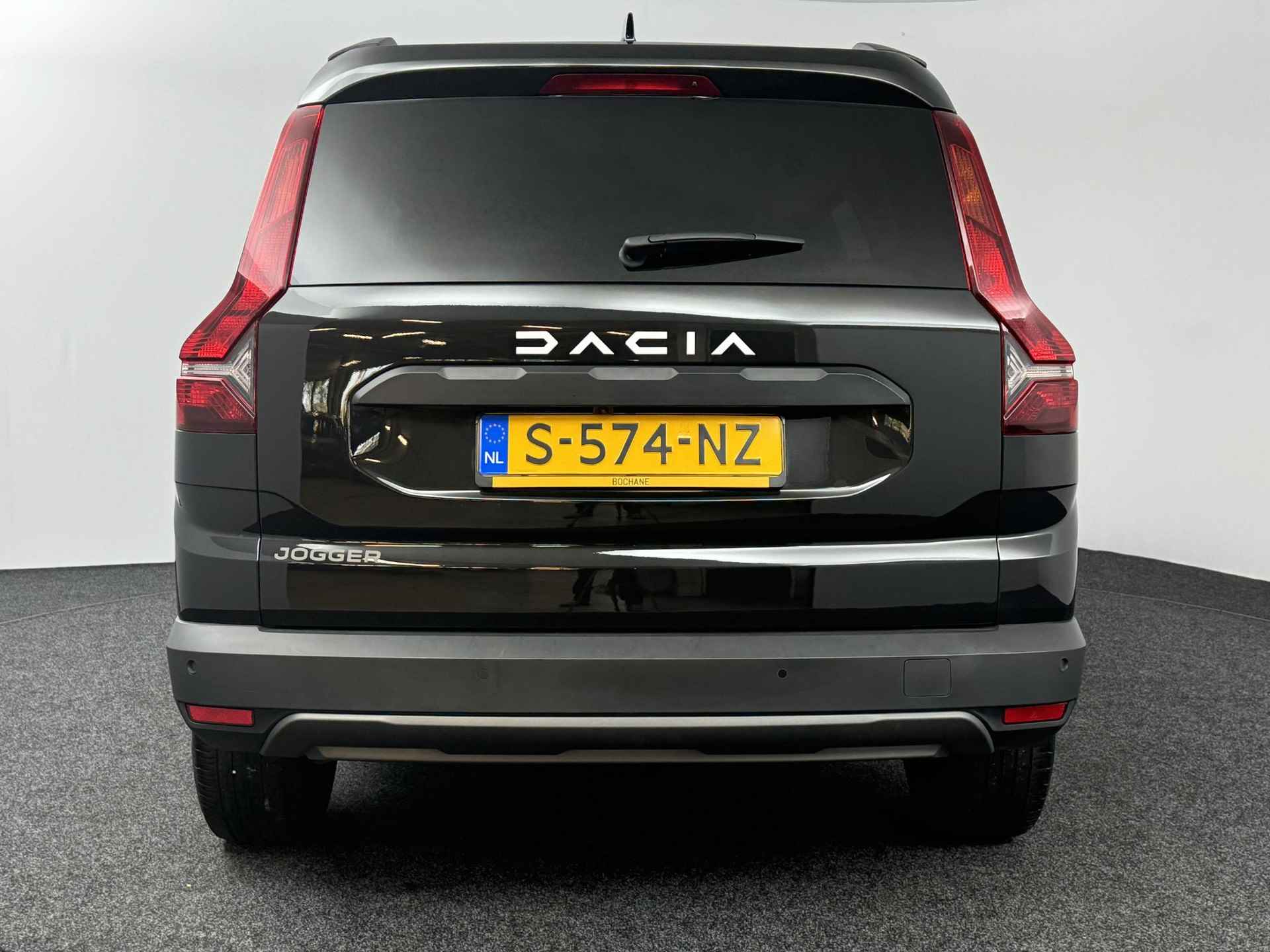 Dacia Jogger 1.0 TCe 110 Extreme 7p. | 1e eigenaar + dealer onderhouden! | Navi | Clima | Cruise | PDC V+A + Camera | Apple Carplay/Android Auto - 6/45