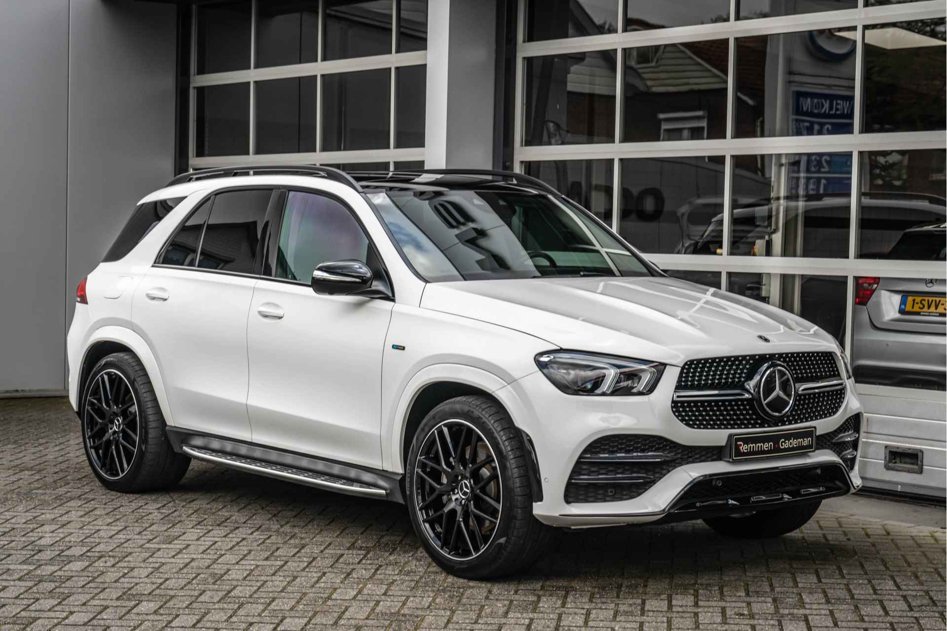 Mercedes-Benz GLE 350e AMG Line 4MATIC+ - 7/36