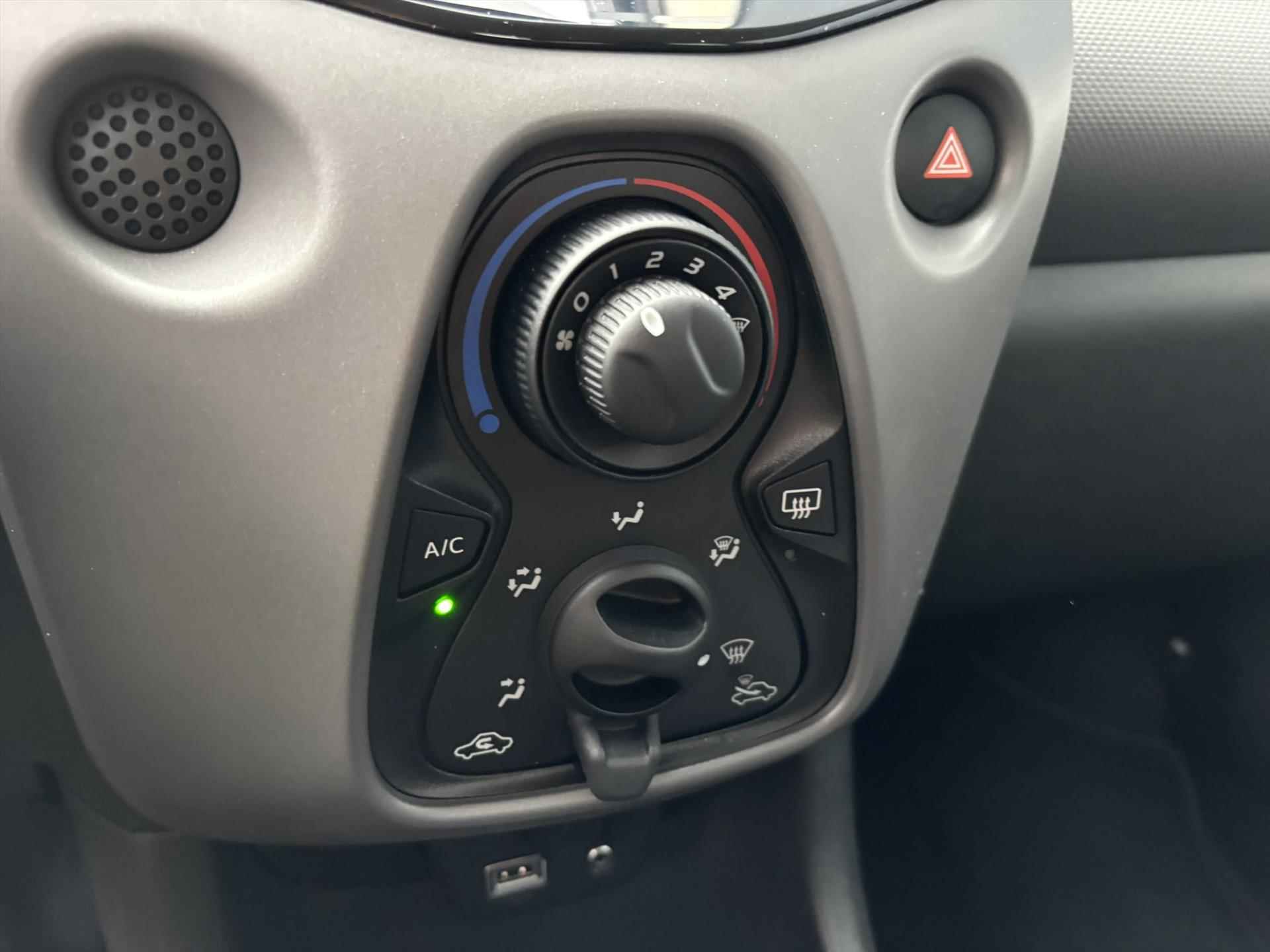 PEUGEOT 108 1.0 e-VTi 72pk 5D Active | Airco | Parkeercamera | Apple Carplay/Android Auto | - 15/28