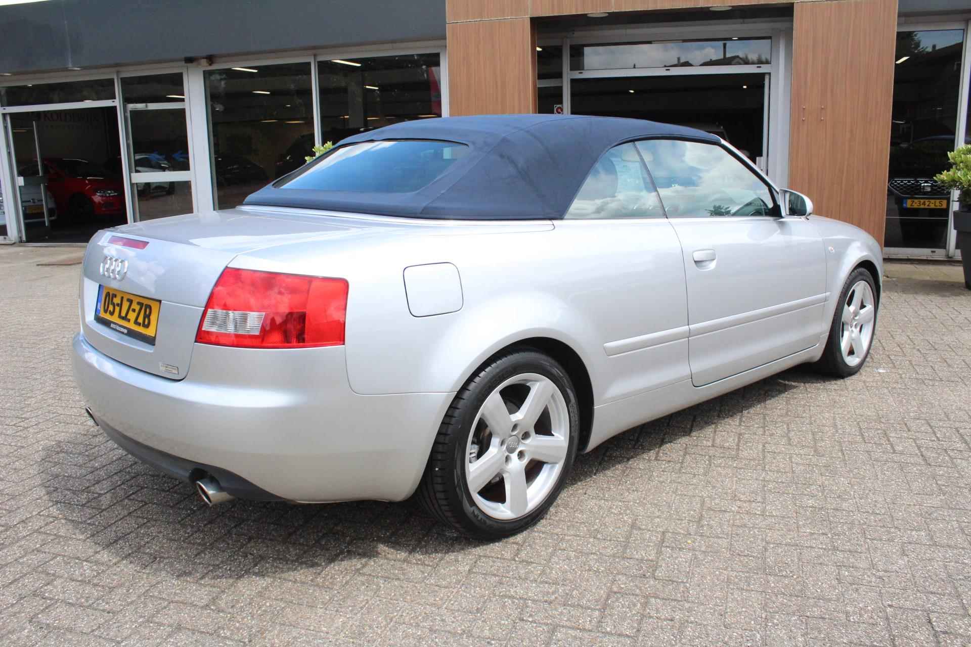 Audi A4 2.4 V6 Exclusive Automaat - 16/20