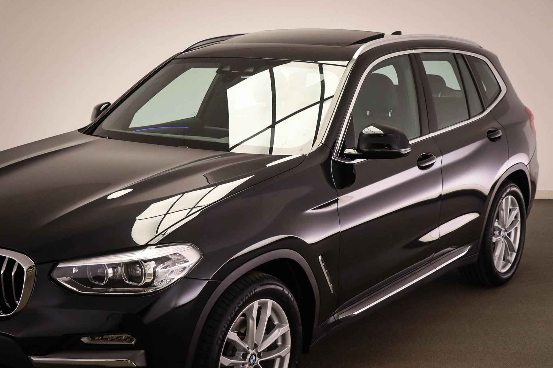 BMW X3 xDrive20i High Executive | LUXURY LINE | PANORAMADAK | LEDER | 19" - 21/62