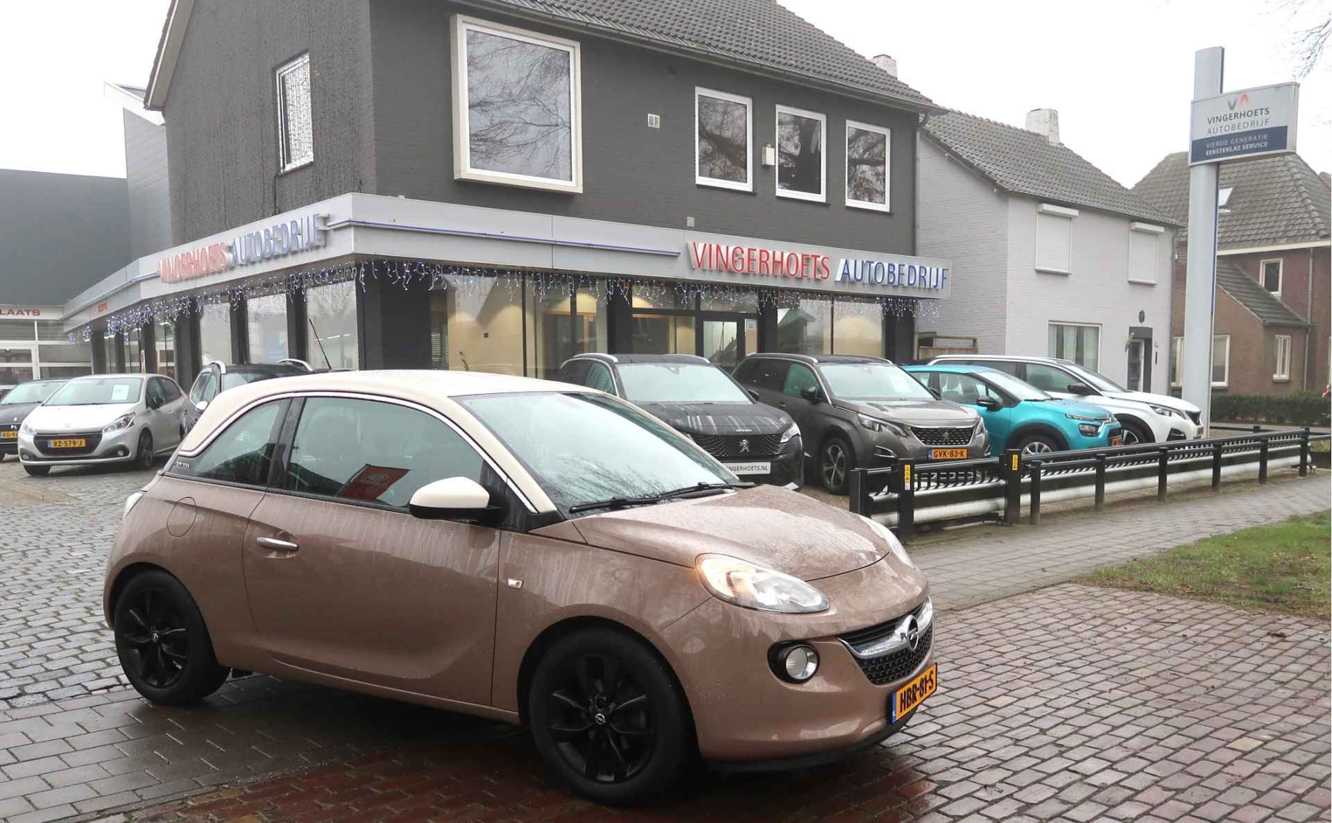 Opel ADAM 1.2 Benzine 70 Pk 4-Cilinder. Airco * 1/2 Leder Interieur * Cruise Control * BleuTooth *  Mirror Screen Telefoon Koppeling * Bi-Colour * Vingerhoets; Vierde Generatie Eersteklas Service ! - 29/42