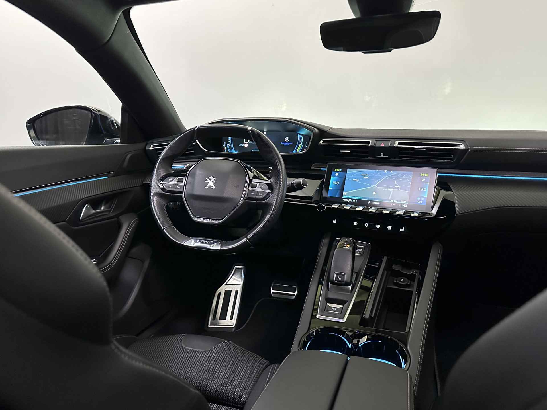 Peugeot 508 SW 1.6 HYbrid Blue Lease GT Line 225pk Plug In Hybrid | PHEV | Panodak | Adaptive Cruise | 360 Camera | Verwarmde Sportstoelen | Carplay | Full LED | Lane Assist | Navi | - 16/46