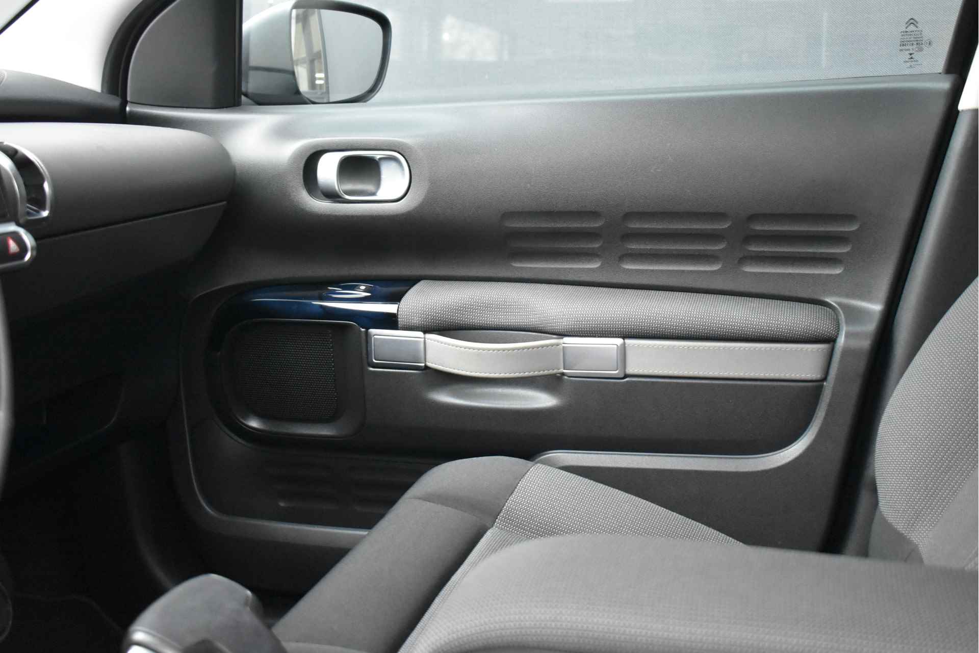 Citroën C4 Cactus 1.2 PureTech Feel Automaat | Dakrails | Cruise Control | Airco | Bluetooth-Telefoonverbinding | 17"LMV | !! - 14/35