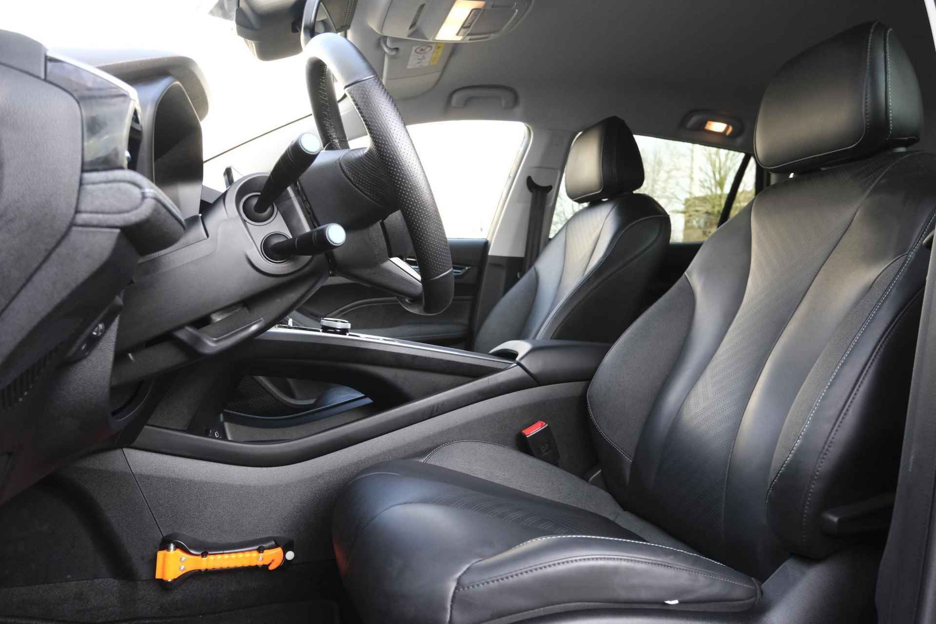 MG 5 Standard Range 177pk Luxury 50 kWh | All-season banden | Lederen bekleding | Climate control | Achteruitrijcamera + parkeersensoren - 8/33