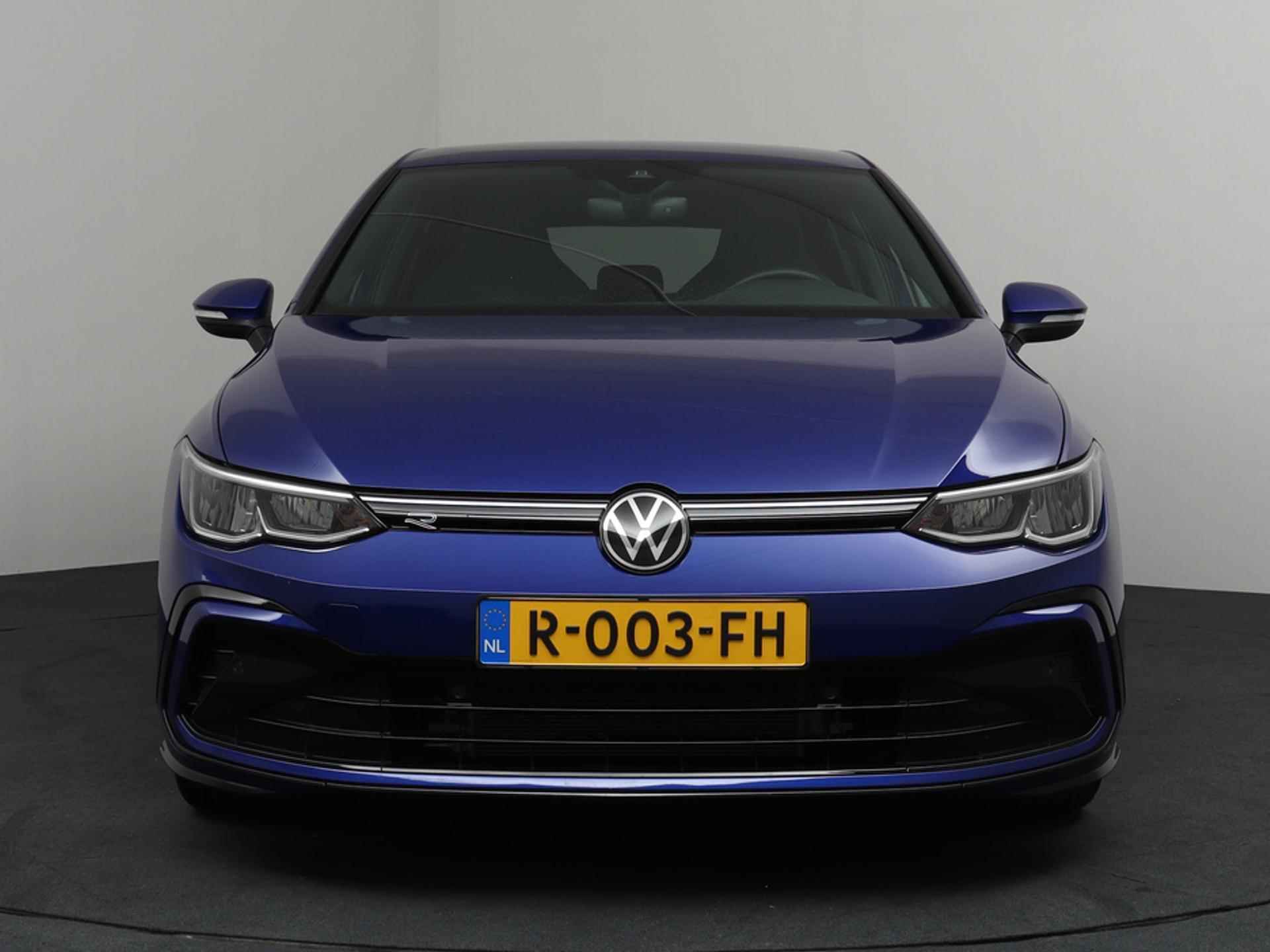 Volkswagen Golf 1.5 TSI R-Line | LED | Sfeerverlichting| Camera | ACC | Navigatie! - 34/39