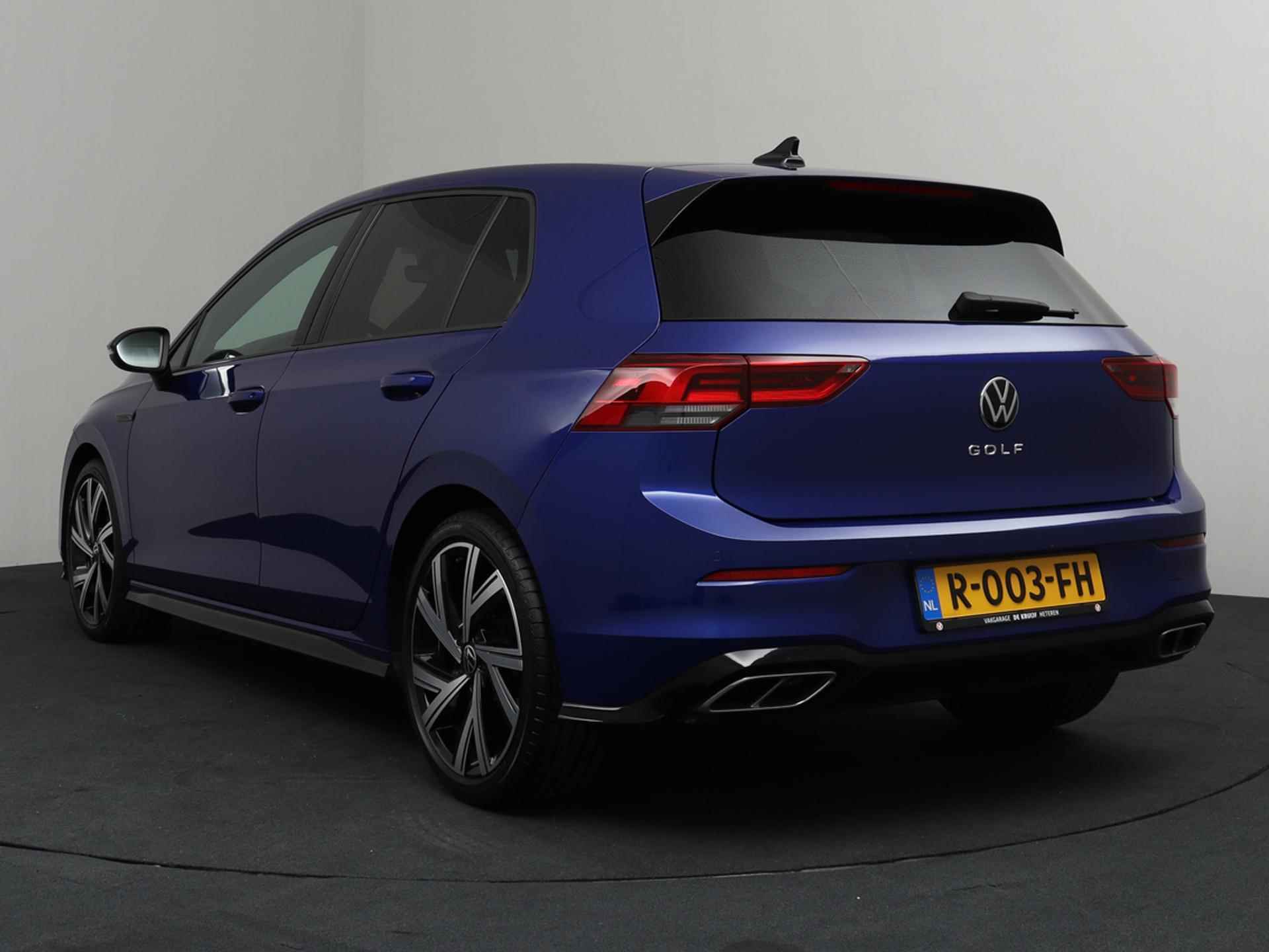 Volkswagen Golf 1.5 TSI R-Line | LED | Sfeerverlichting| Camera | ACC | Navigatie! - 36/39