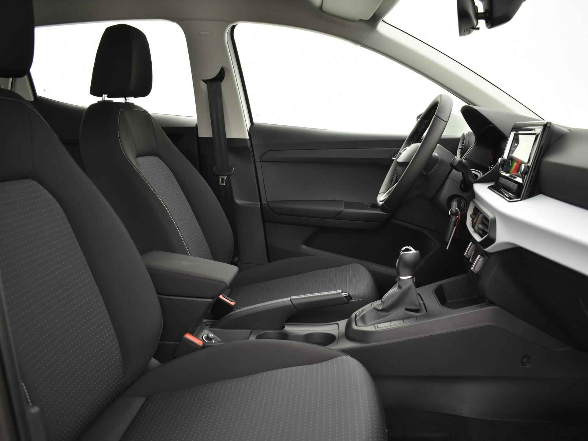 SEAT Ibiza Style 1.0 70 kW / 95 pk EcoTSI Hatchback 5 deurs | 15 Inch wielen | Apple Carplay | Inruilbonus 1000,-! - 5/20
