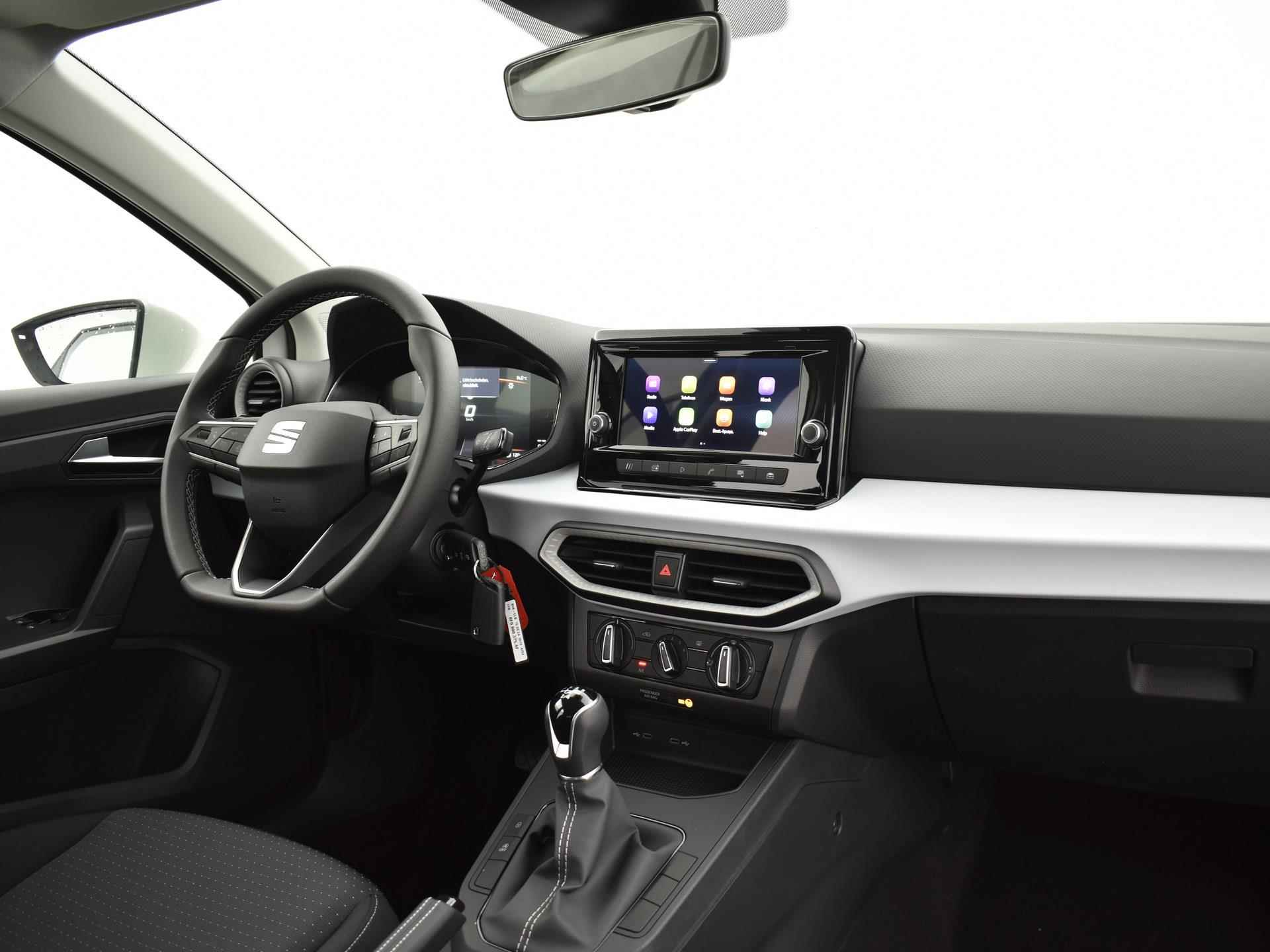 SEAT Ibiza Style 1.0 70 kW / 95 pk EcoTSI Hatchback 5 deurs | 15 Inch wielen | Apple Carplay | Inruilbonus 1000,-! - 7/20