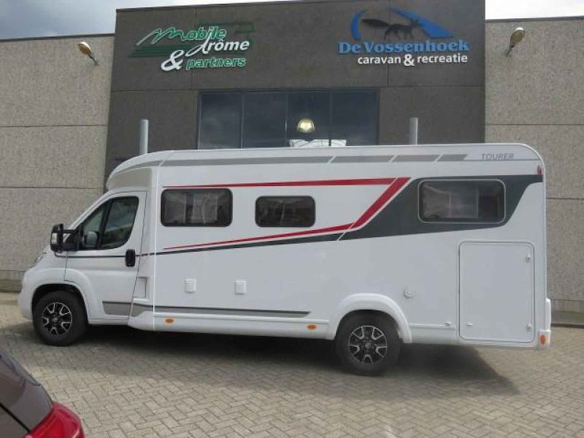 LMC Tourer T660 - 3/20