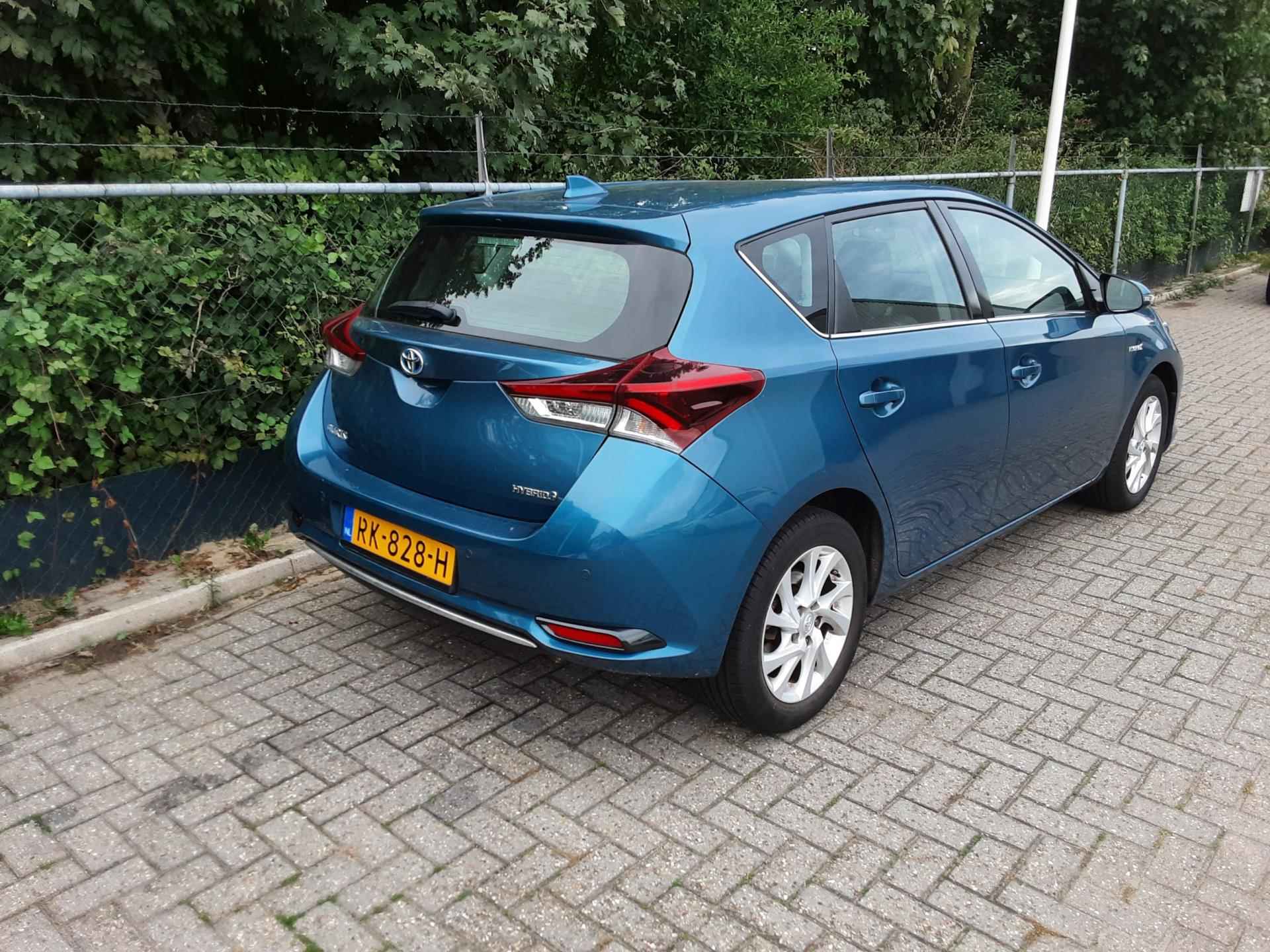 Toyota Auris 1.8 Hybrid Aspiration AUTOMAAT - 3/19