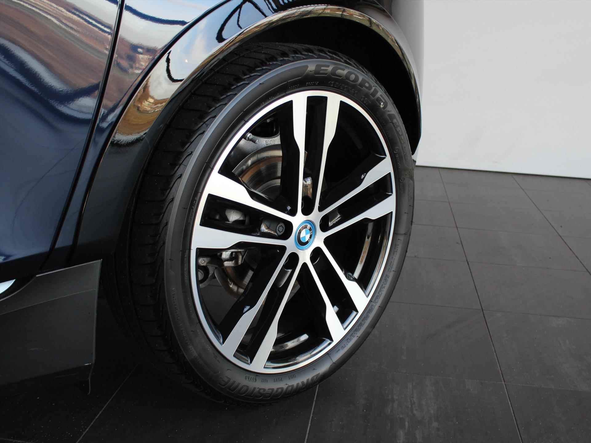BMW I3 (i01) i3s 184pk (120 Ah) Aut i3s Executive Edition - 4/28