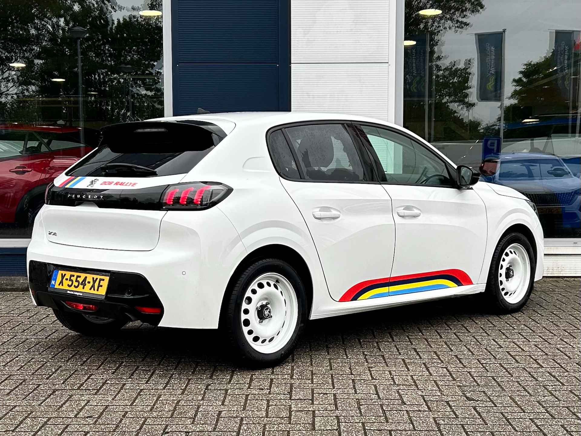 Peugeot 208  RALLYE 1.2 Turbo 100pk | Climate control | Cruise control | Apple Carplay en Android auto | Parkeercamera achter | - 15/40