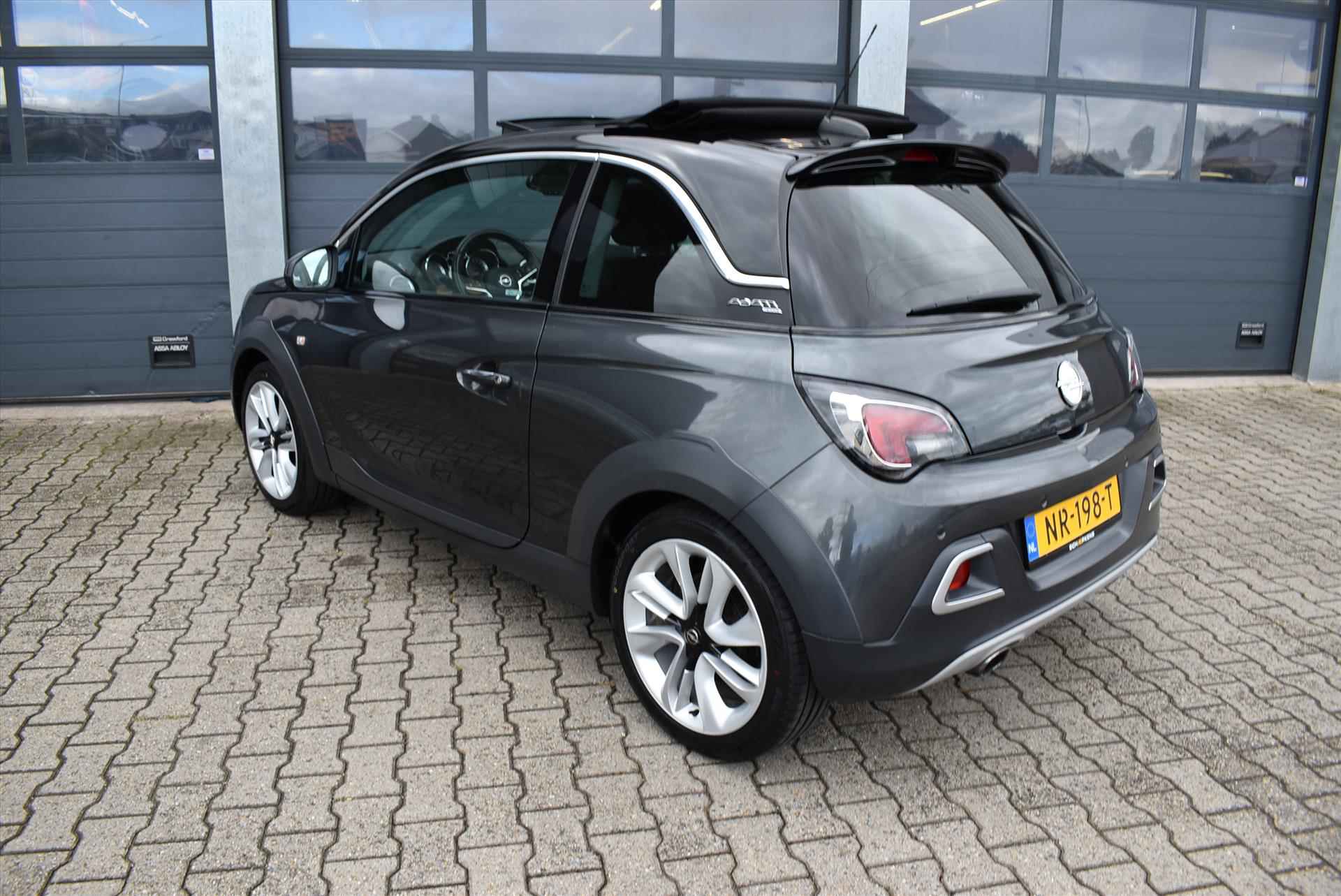 OPEL Adam Rocks 1.0 Turbo 90pk Favorite - 3/32