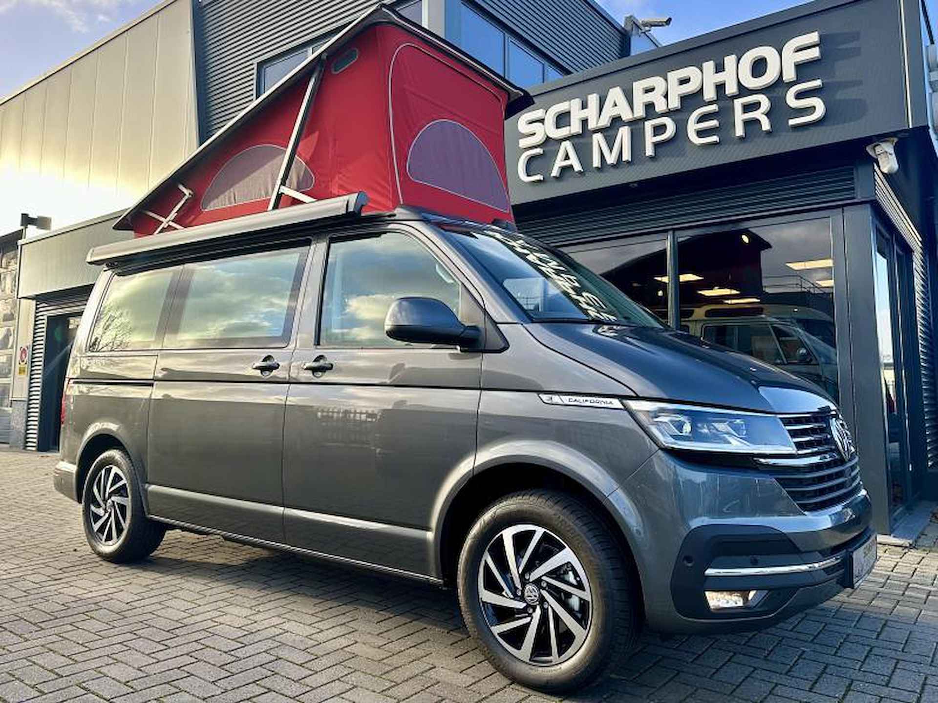 Volkswagen T6.1 California  6.1 OCEAN 150 DSG - 2/22