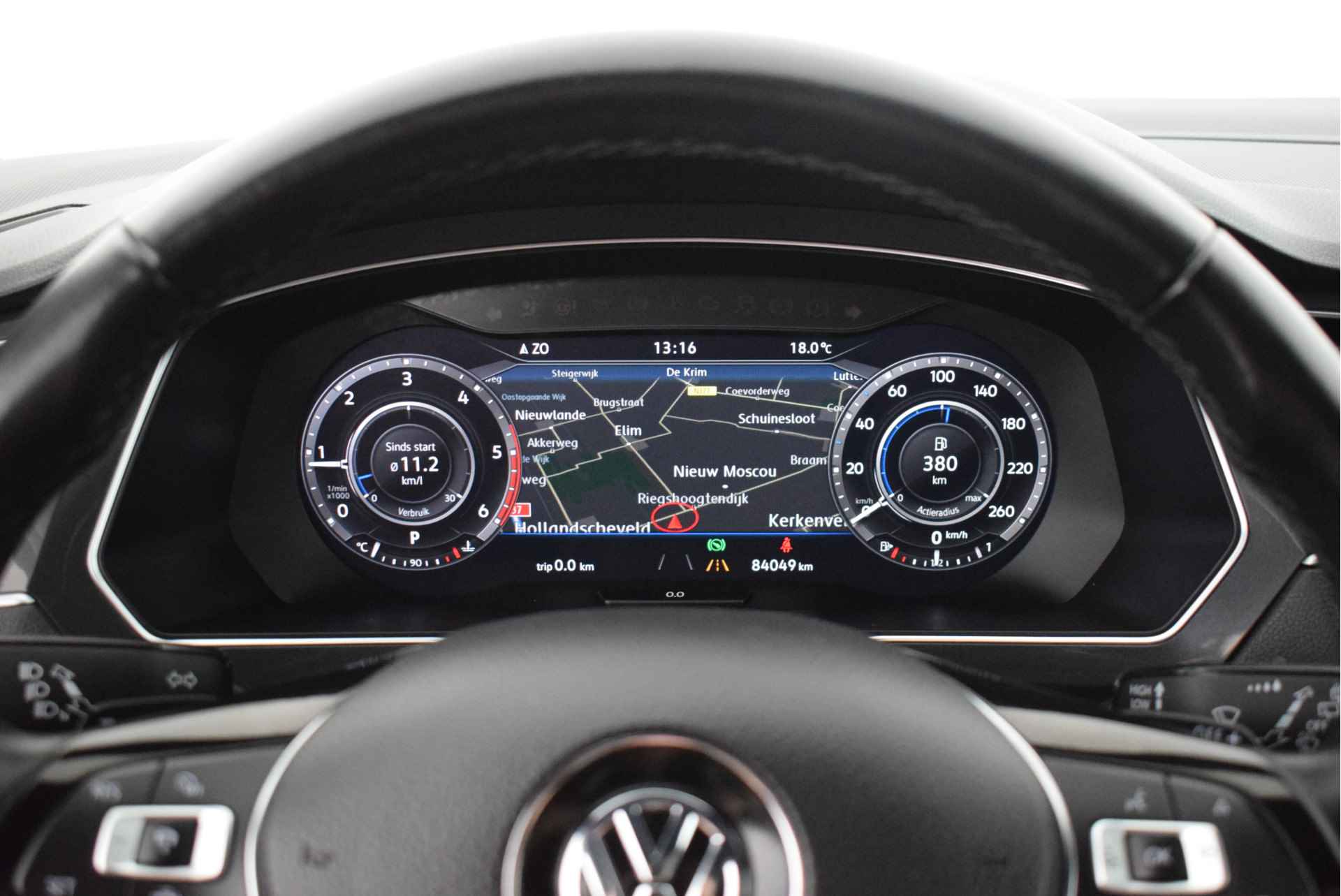 Volkswagen Tiguan Allspace 2.0 TDI 150pk DSG R-Line Highline Keyless Camera Led Stoelverwarming Virtual Cockpit Panoramadak Navigatie - 42/52