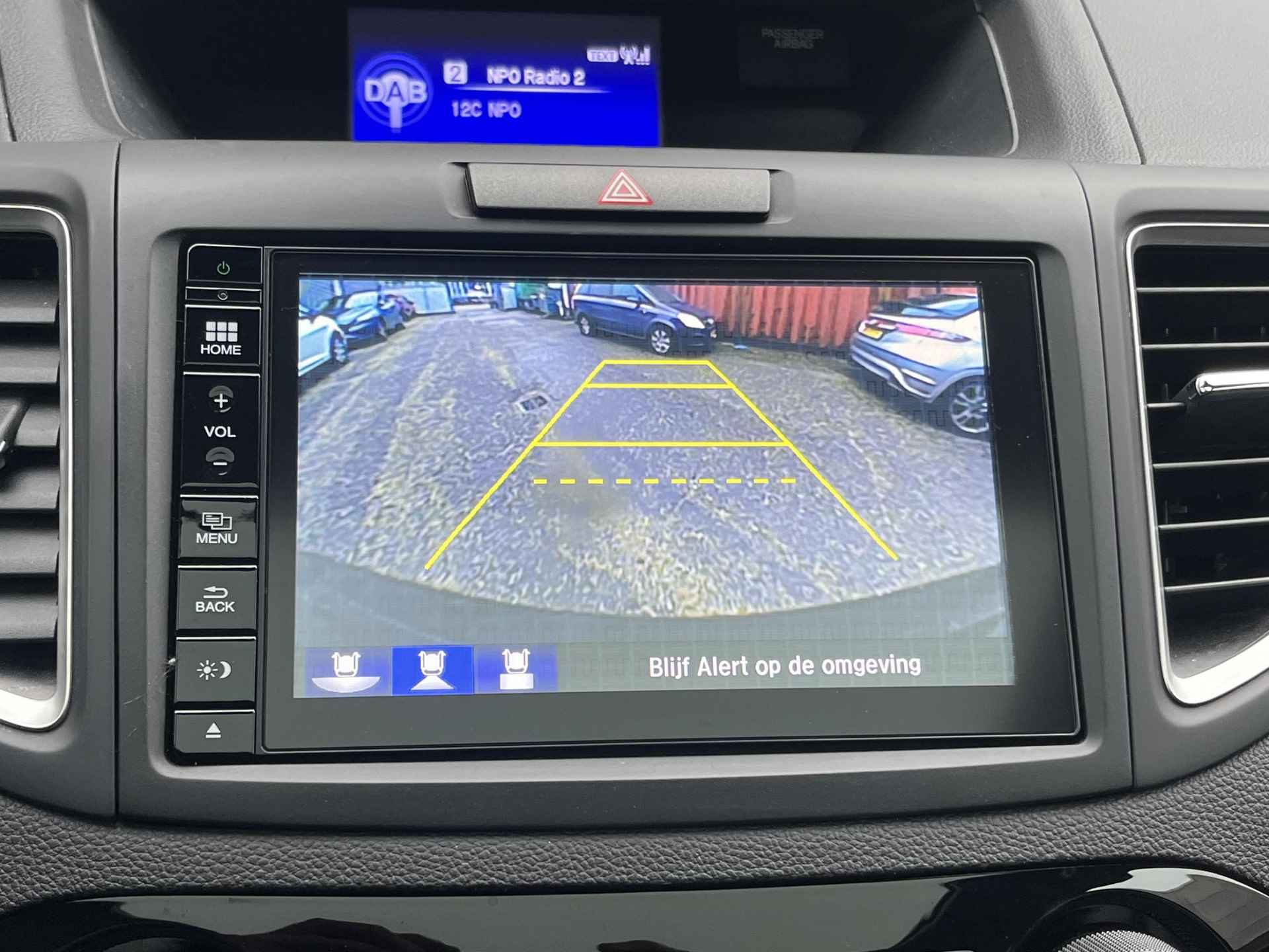 Honda CR-V 2.0 4WD Executive Panoramadak / Climate control / Cruise Control / Parkeercamera / Parkeersensors / Lederen bekleding / DAB / Stoelverwarming voor / Xenon koplampen - 10/32