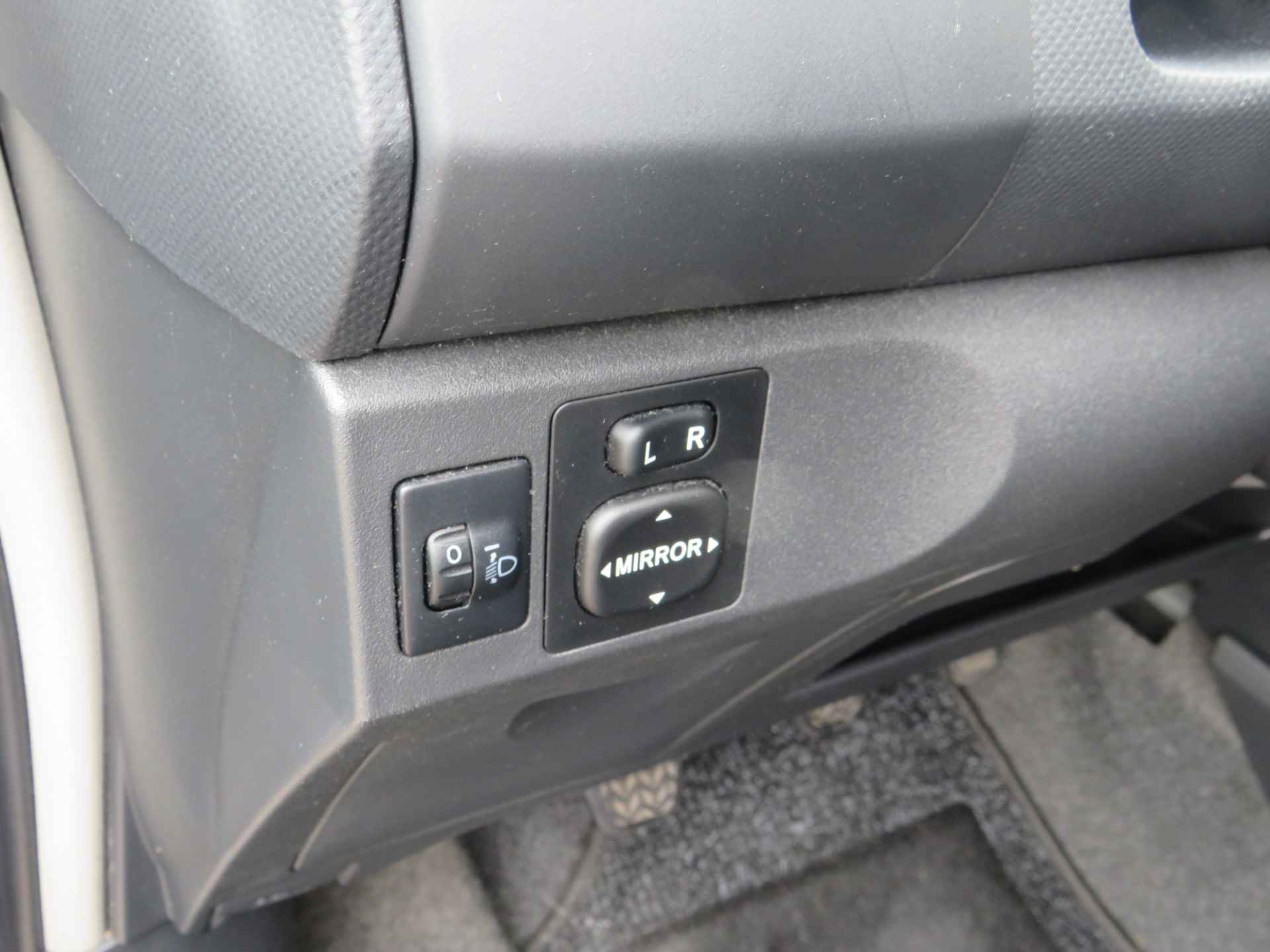 Toyota Yaris 1.0 VVTi Access | Airco | Elektrisch pakket | Zuinig | Inc. BOVAG-Garantie - 18/36