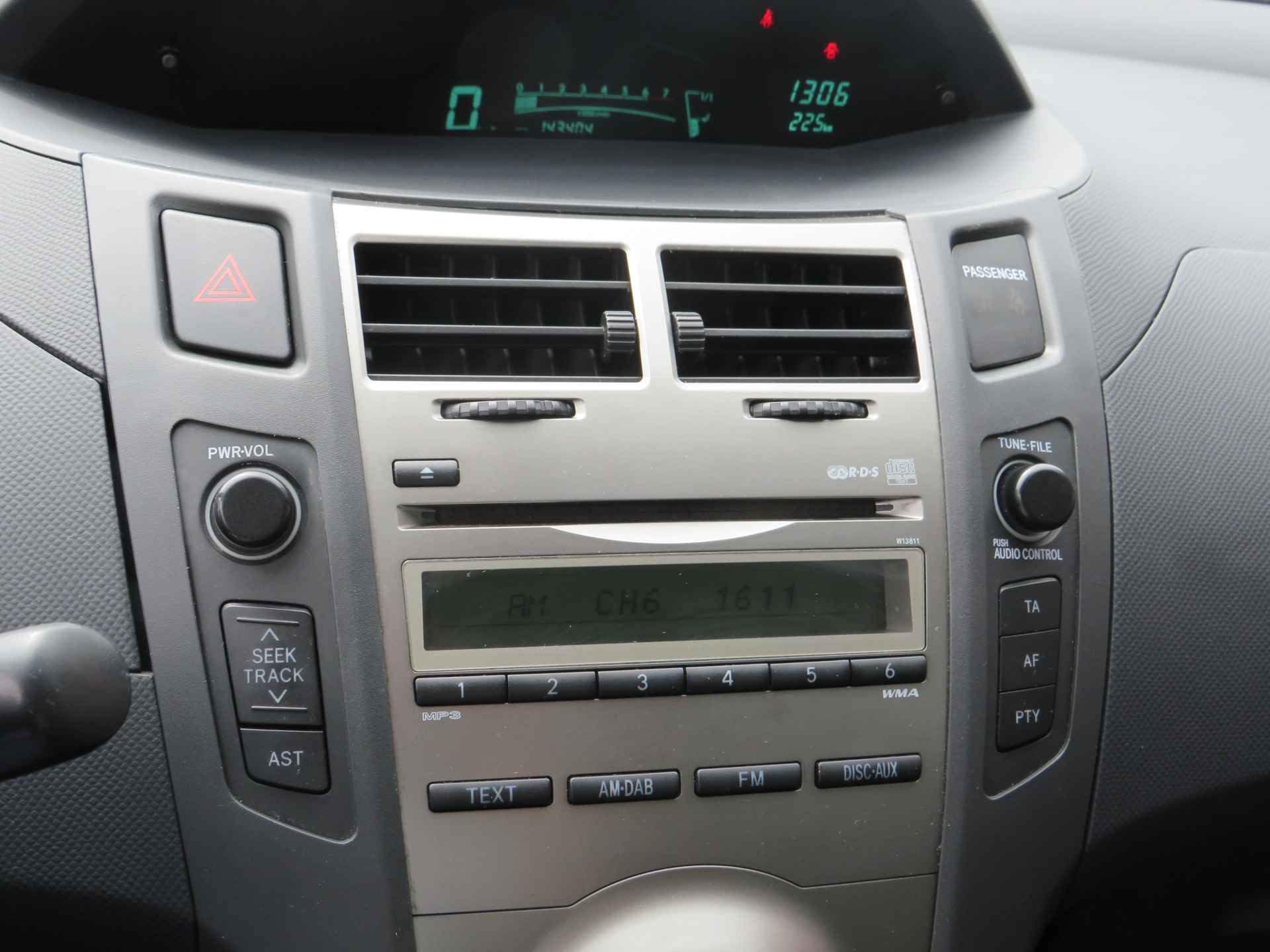 Toyota Yaris 1.0 VVTi Access | Airco | Elektrisch pakket | Zuinig | Inc. BOVAG-Garantie - 24/36