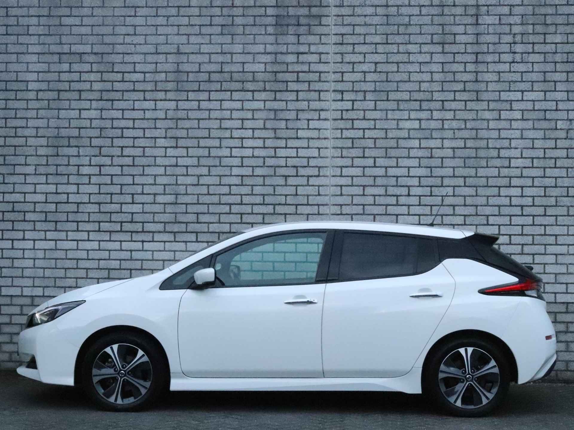 Nissan LEAF 40 kWh N-Connecta | All-Season banden - 15/35