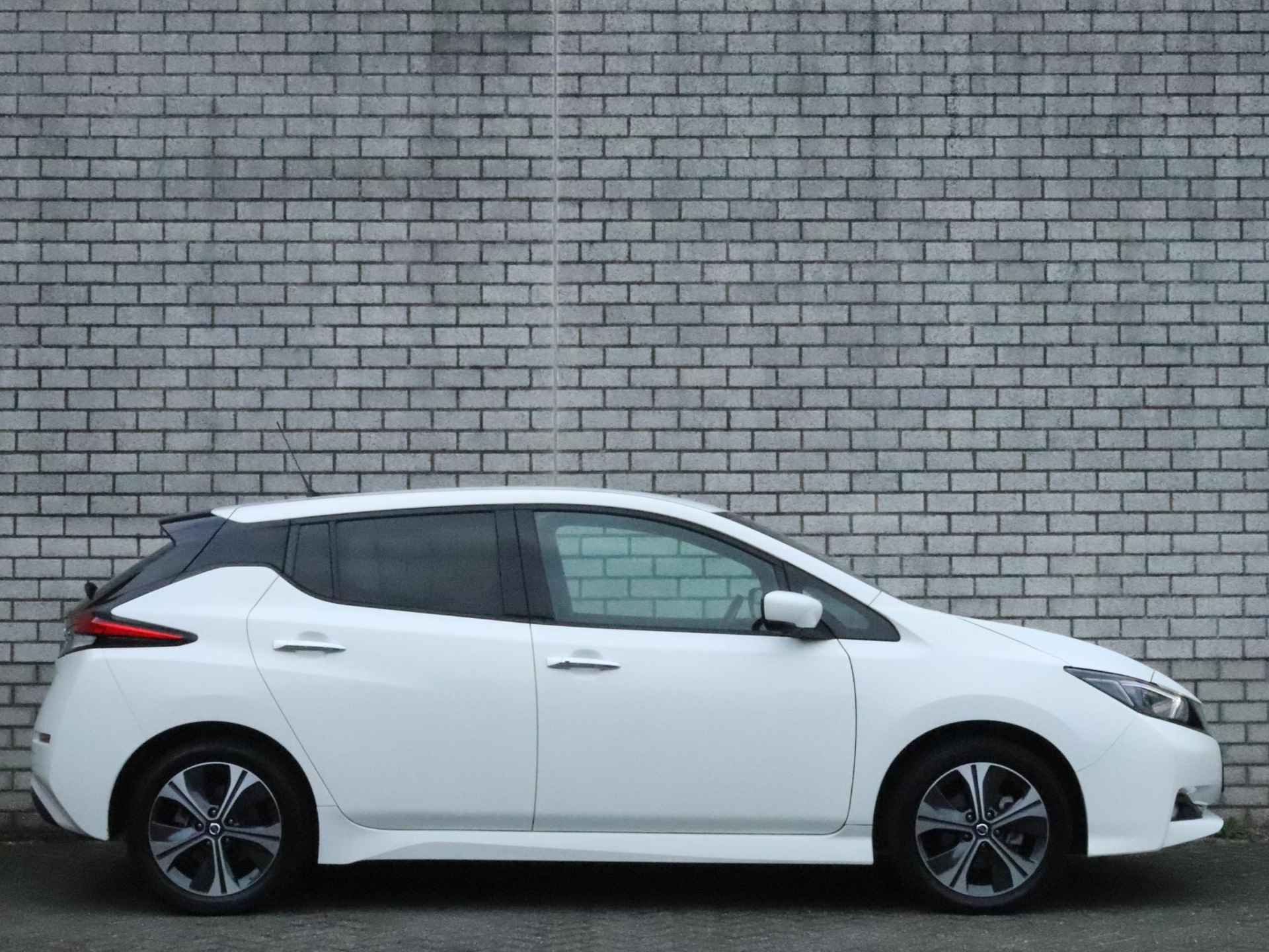 Nissan LEAF 40 kWh N-Connecta | All-Season banden - 16/35