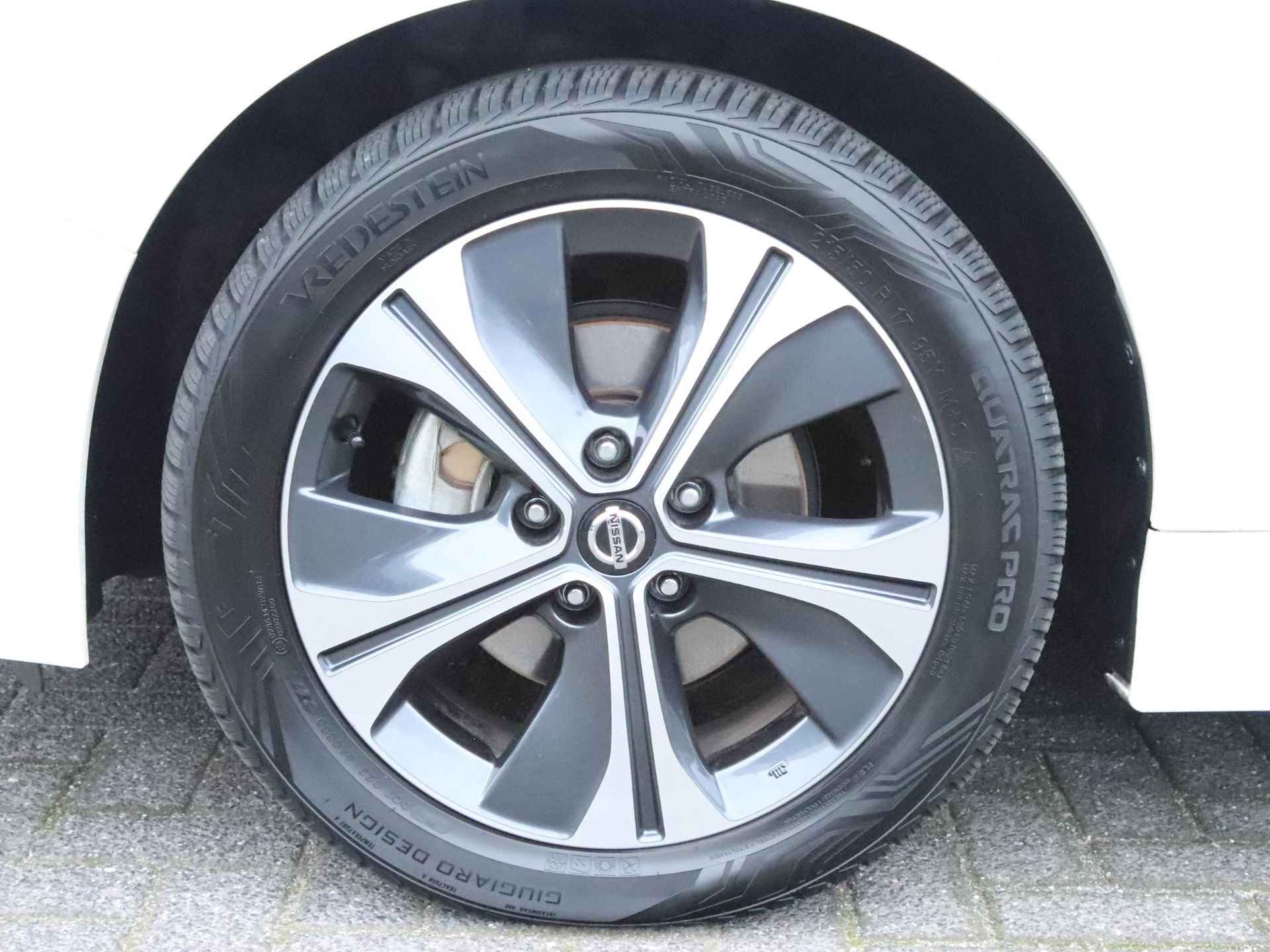 Nissan LEAF 40 kWh N-Connecta | All-Season banden - 23/35