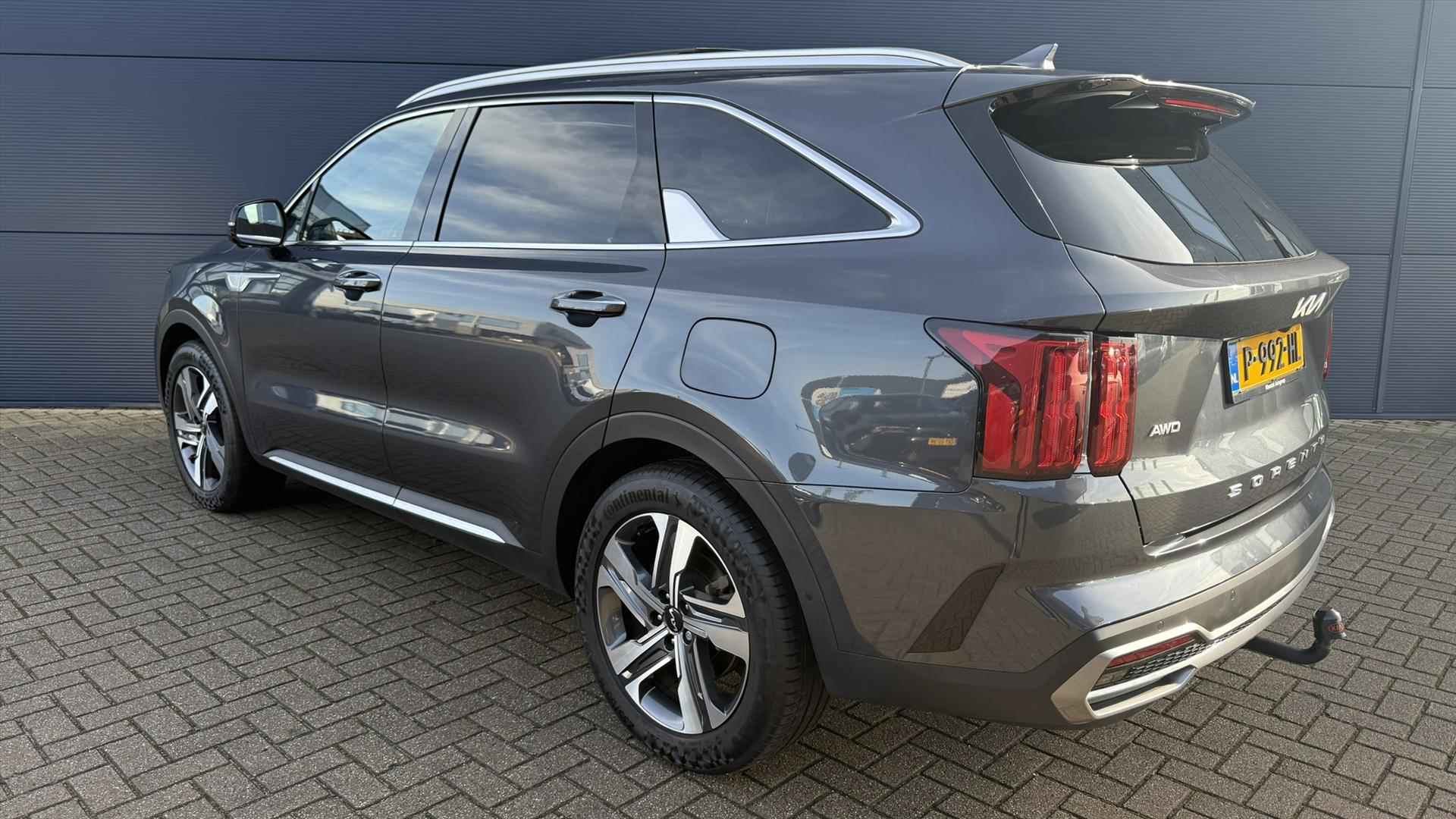 KIA Sorento 1.6 T-GDi 265pk Plug-in Hybrid 4WD Aut ExecutiveLine | Trekhaak | 360 camera | Navigatie | Bose | LED | - 6/42