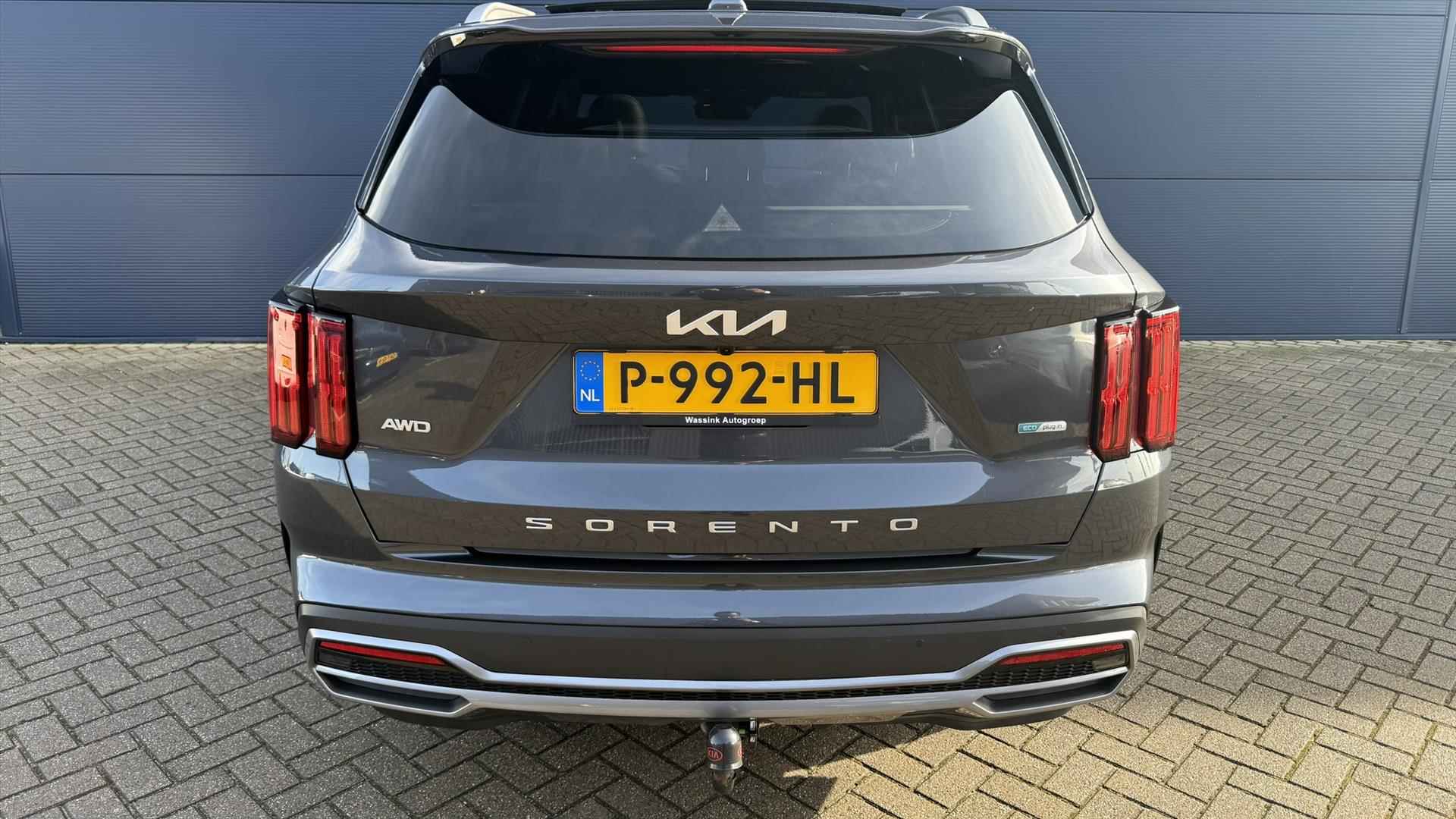 KIA Sorento 1.6 T-GDi 265pk Plug-in Hybrid 4WD Aut ExecutiveLine | Trekhaak | 360 camera | Navigatie | Bose | LED | - 8/42