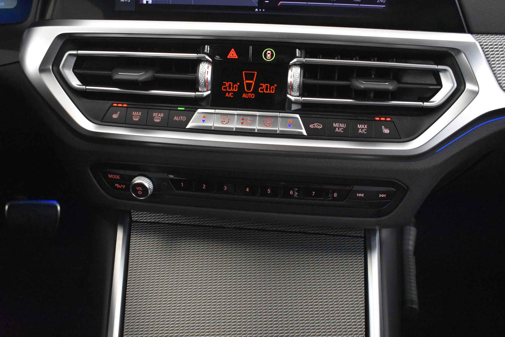 BMW 3-serie 320e High Executive M Sport Automaat / Laserlicht / Sportstoelen / Live Cockpit Professional / Stoelverwarming / Cruise Control - 25/51