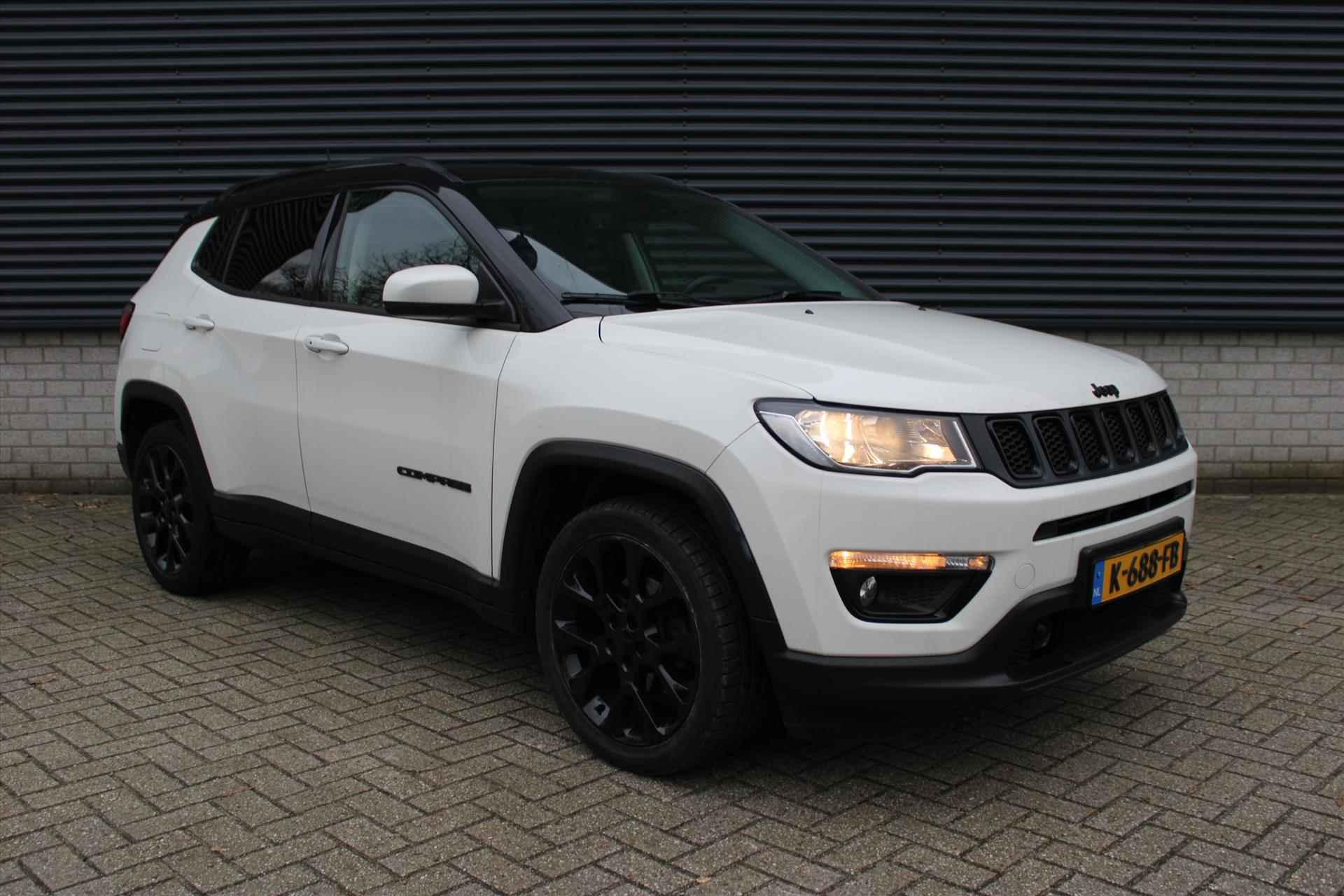 Jeep Compass 1.3 MultiAir 130pk Night Eagle Liberty Edition I Two Tone I Lichtmetalen velgen 19 inch I Camera I Navigatie - 4/23