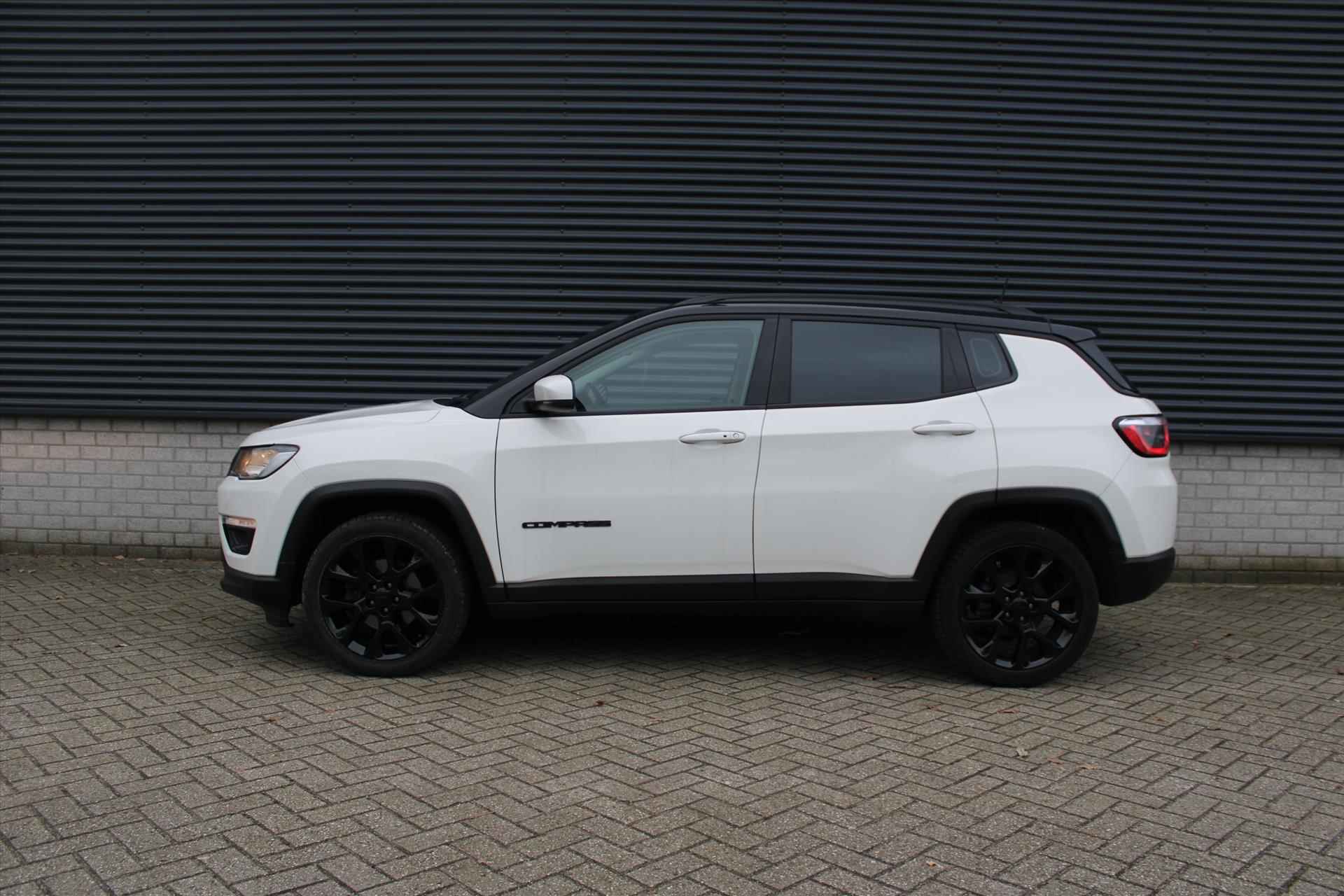 Jeep Compass 1.3 MultiAir 130pk Night Eagle Liberty Edition I Two Tone I Lichtmetalen velgen 19 inch I Camera I Navigatie - 8/23