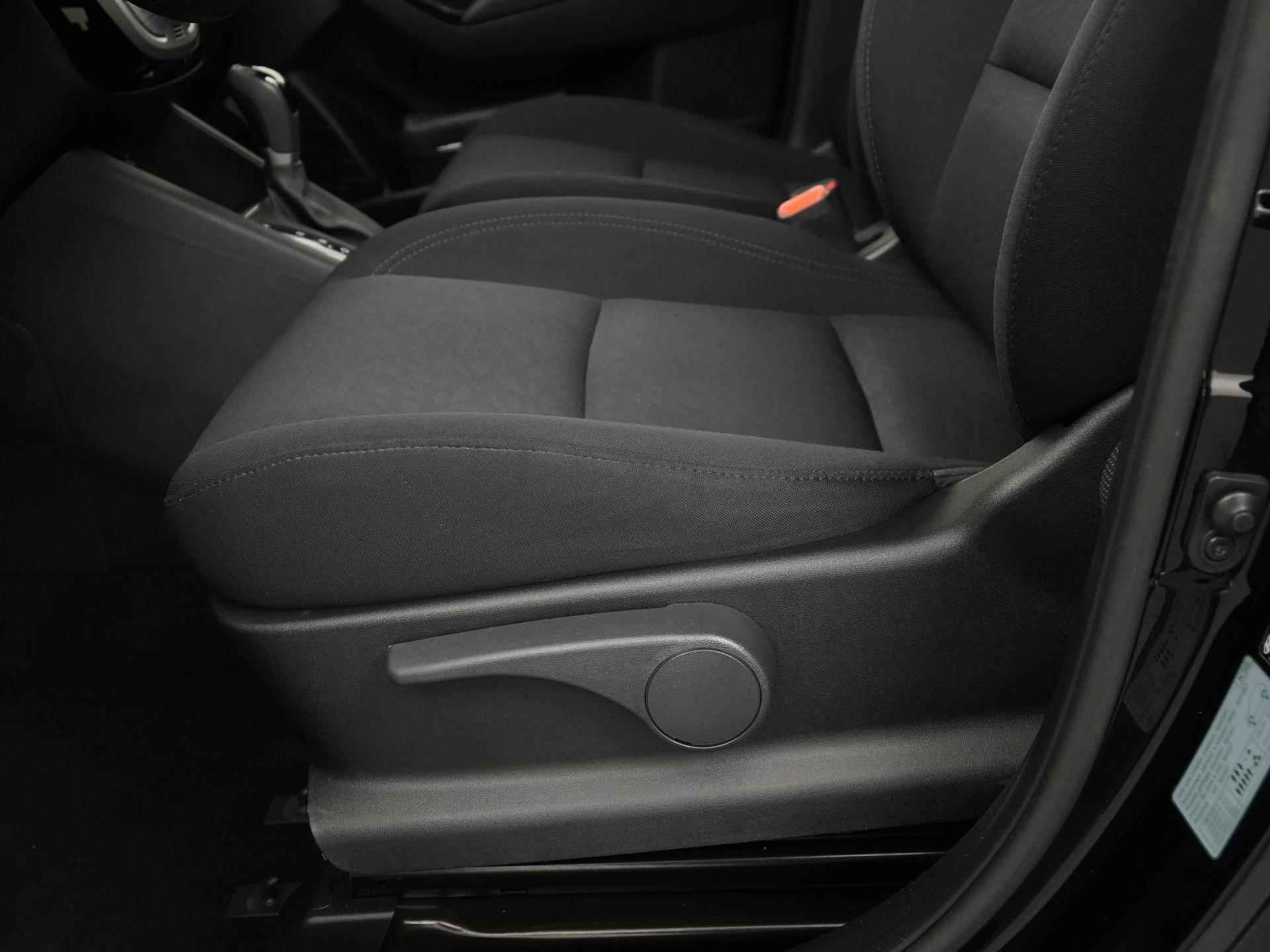Hyundai ix20 1.6i Premium Automaat | Trekhaak | Panoramadak | Zondag Open! - 25/35