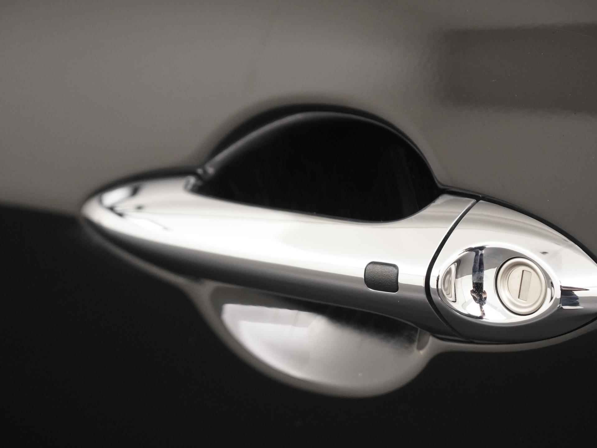 Hyundai ix20 1.6i Premium Automaat | Trekhaak | Panoramadak | Zondag Open! - 34/38