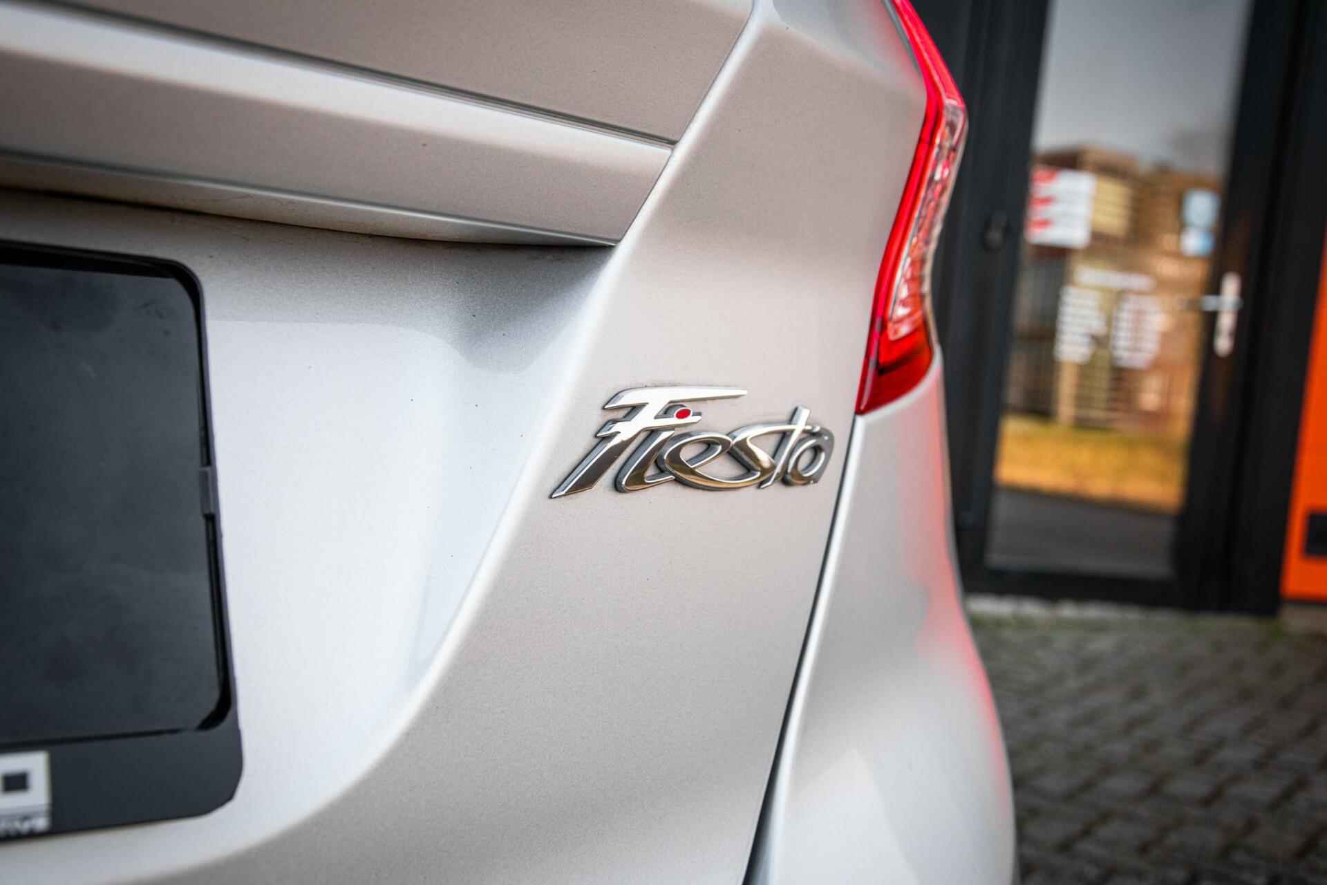 Ford Fiesta 1.0 EcoBoost Titanium*ST-LINE*NAVI*CLIMA*NAP*VOL - 55/57