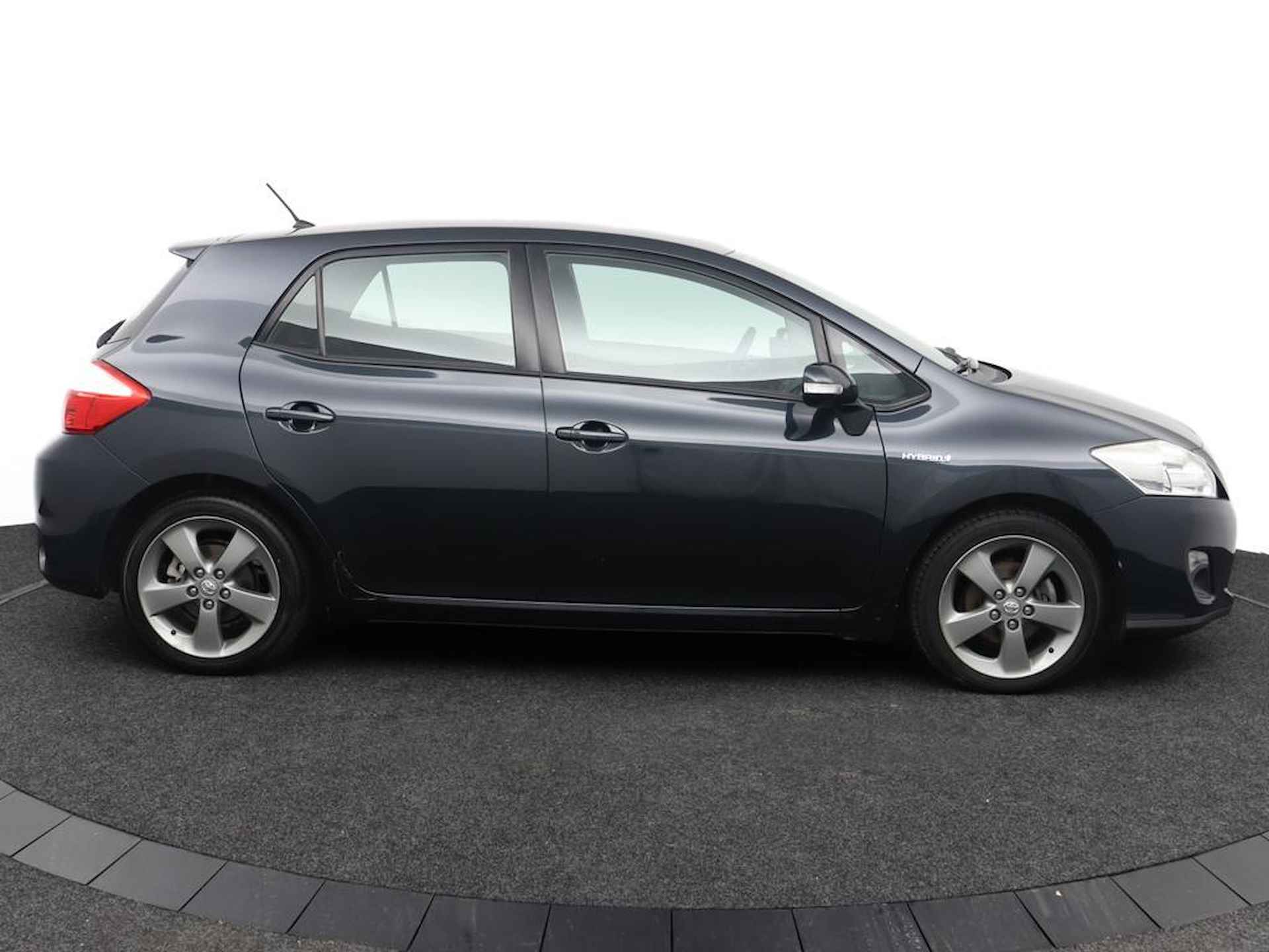 Toyota Auris 1.8 Full Hybrid Dynamic Business - 12/44