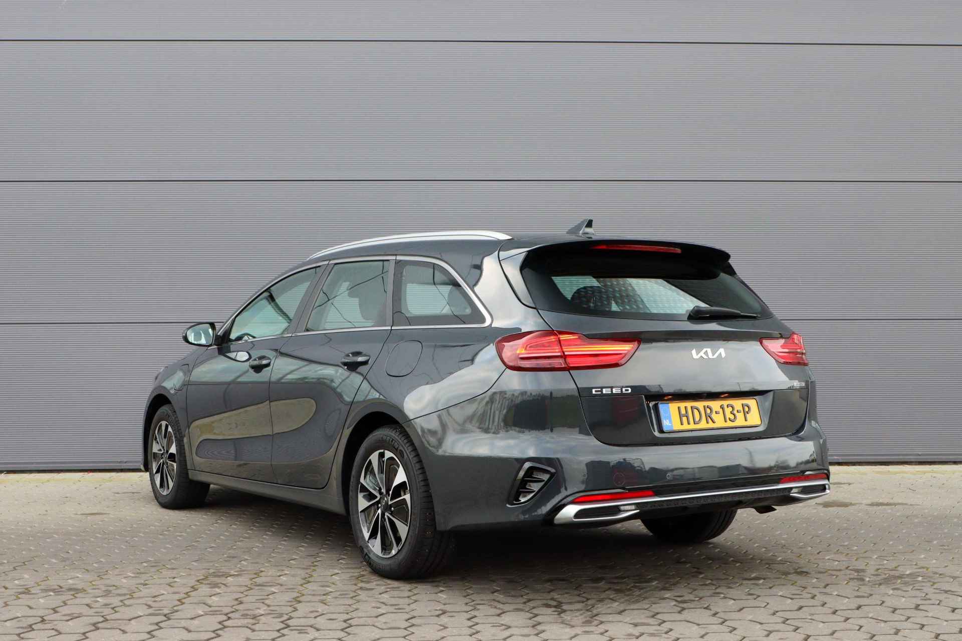 Kia Ceed Sportswagon 1.6 GDI PHEV DynamicLine | Adaptieve cruise | Rijklaarprijs - incl.garantie - 17/36