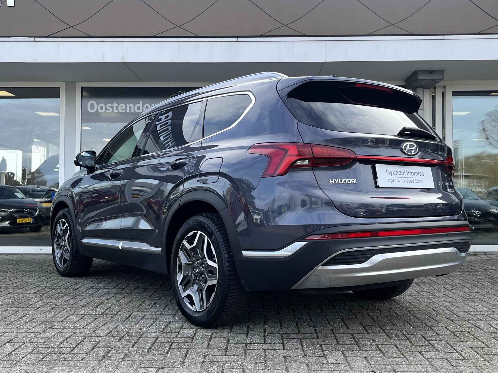 Hyundai Santa Fe 1.6 T-GDI HEV Premium Sky 7p. | Automaat | 7Persoons | 4X4 | Navigatie | Cruise Control Adaptief | Climate Control | Parkeersensoren | Parkeercamera | Schuif/kanteldak | 36Mnd. Garantie | Rijklaar! | - 9/35