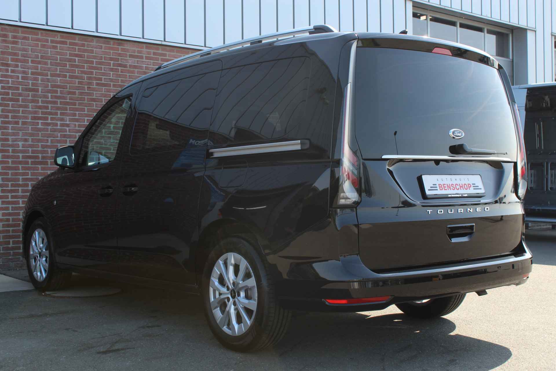 Ford Tourneo Connect 1.5 115PK DSG 7pers L2 |PANO|NAVI|VOORRUITVERWARMING|CRUISE CONTROL| - 12/59